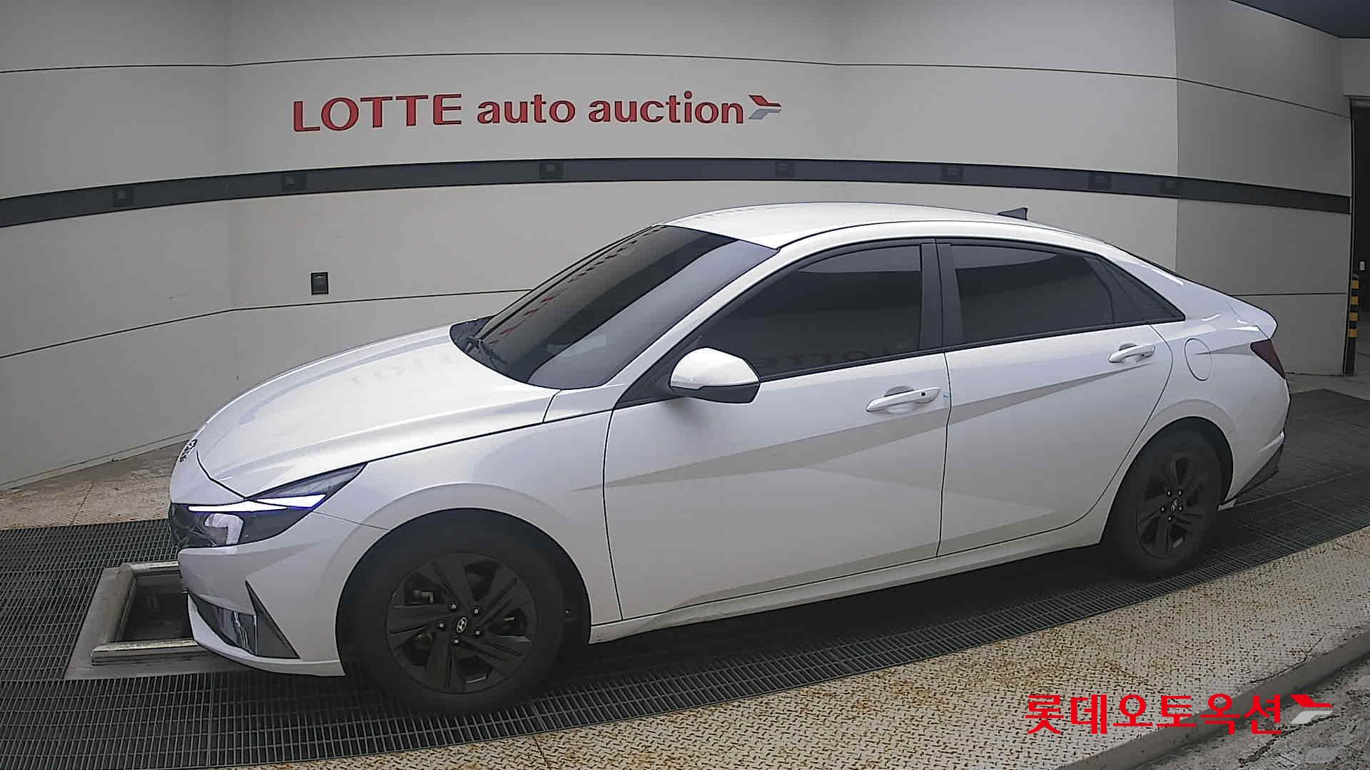 2021 - hyundai avante