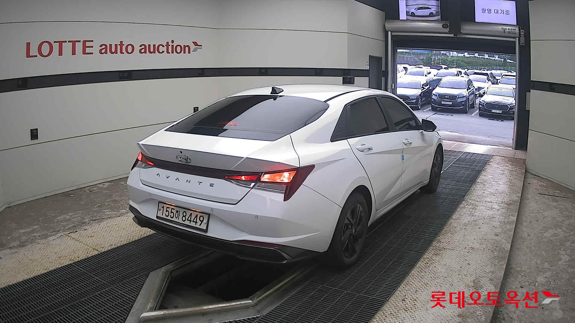 2021 - hyundai avante