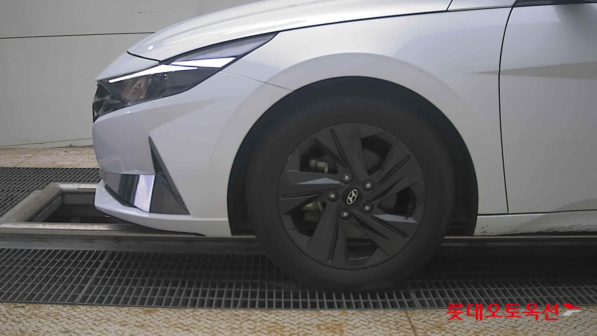 2021 - hyundai avante