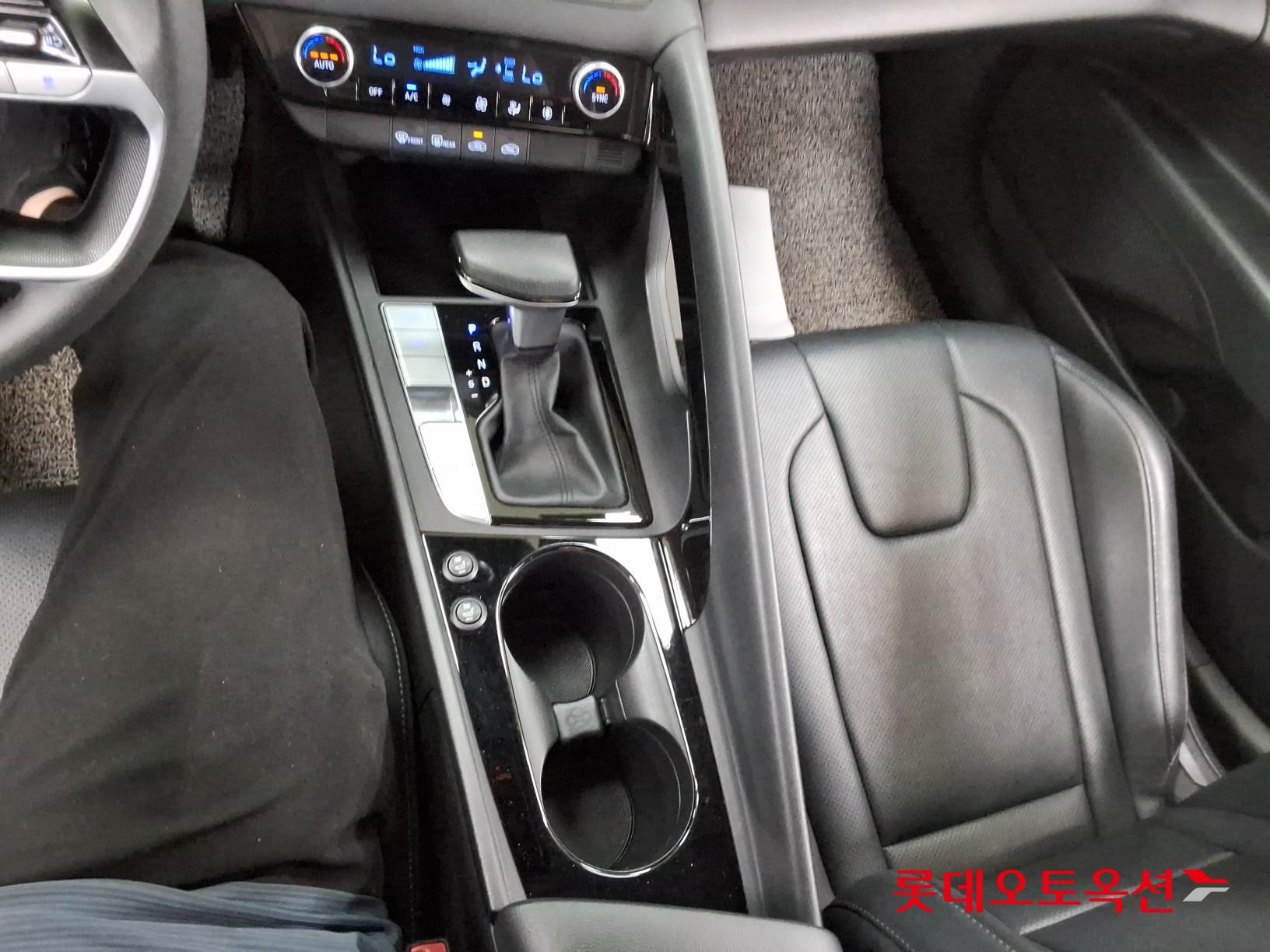 2021 - hyundai avante