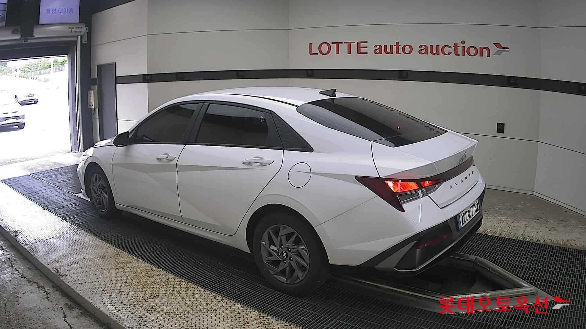 2024 - hyundai avante