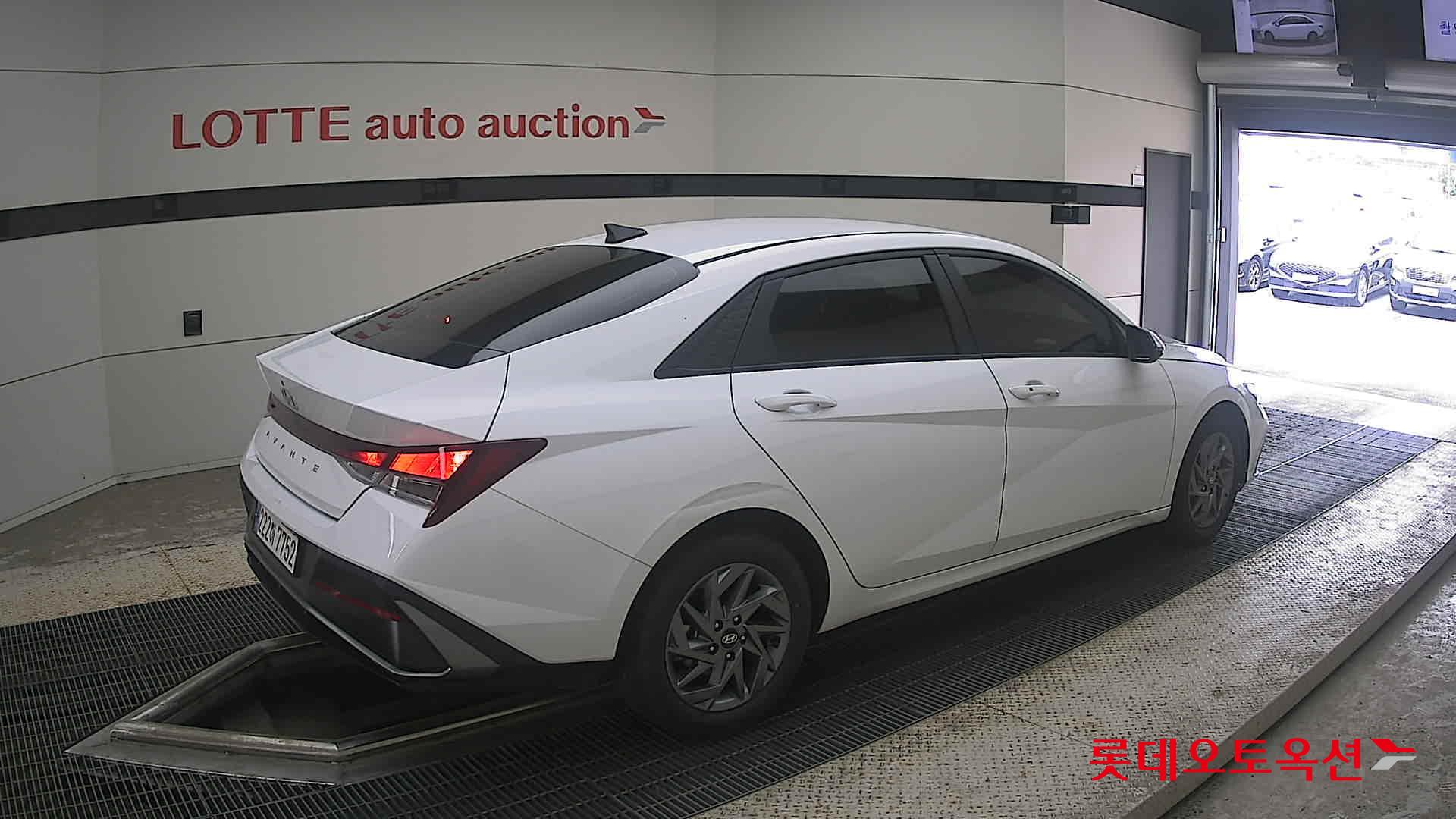 2024 - hyundai avante
