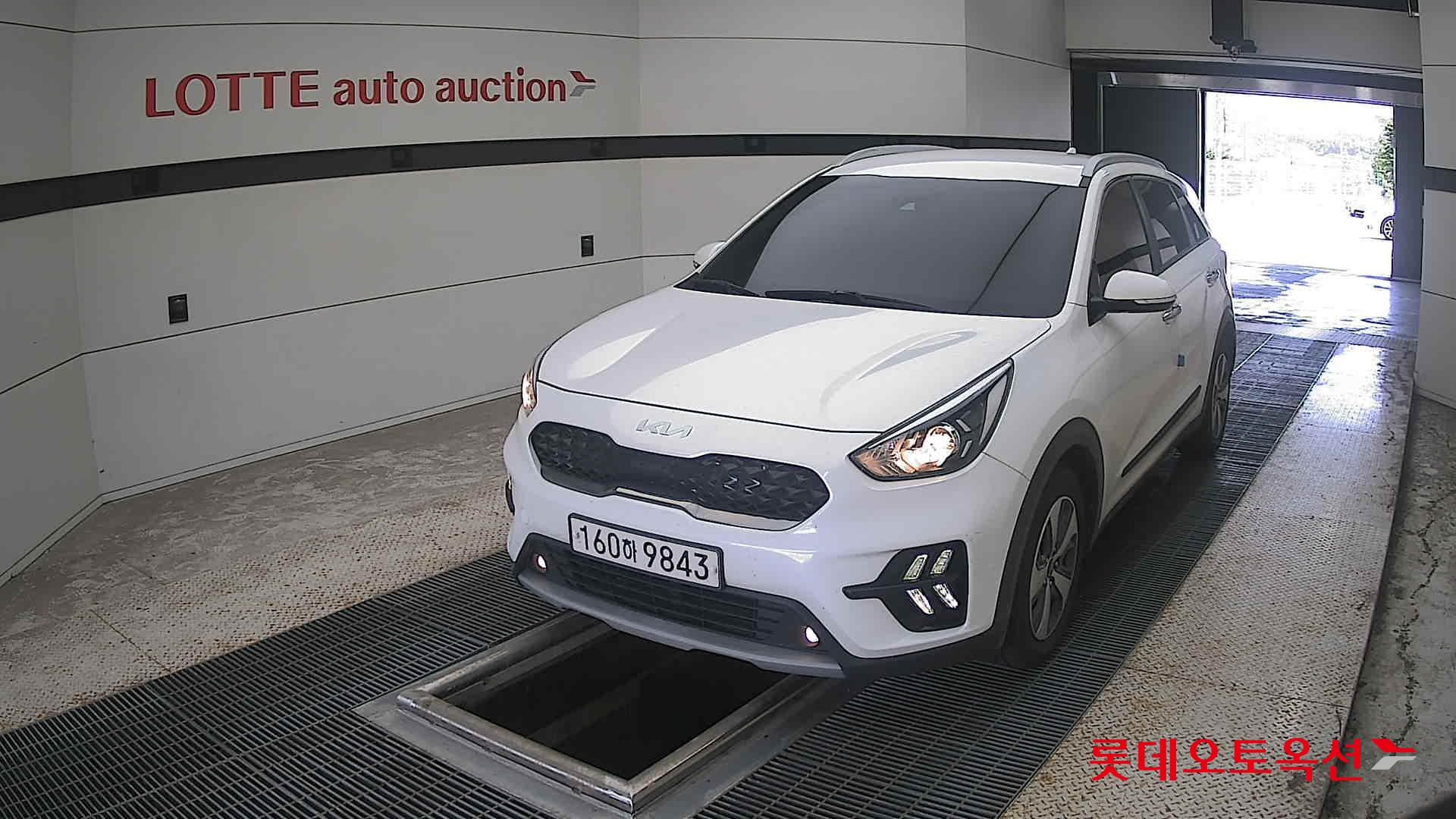 2022 - kia niro