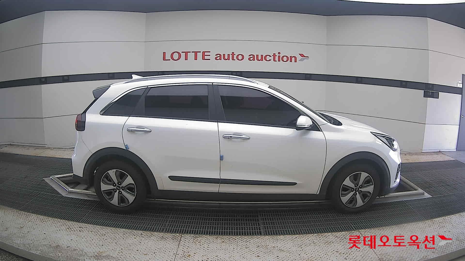 2022 - kia niro