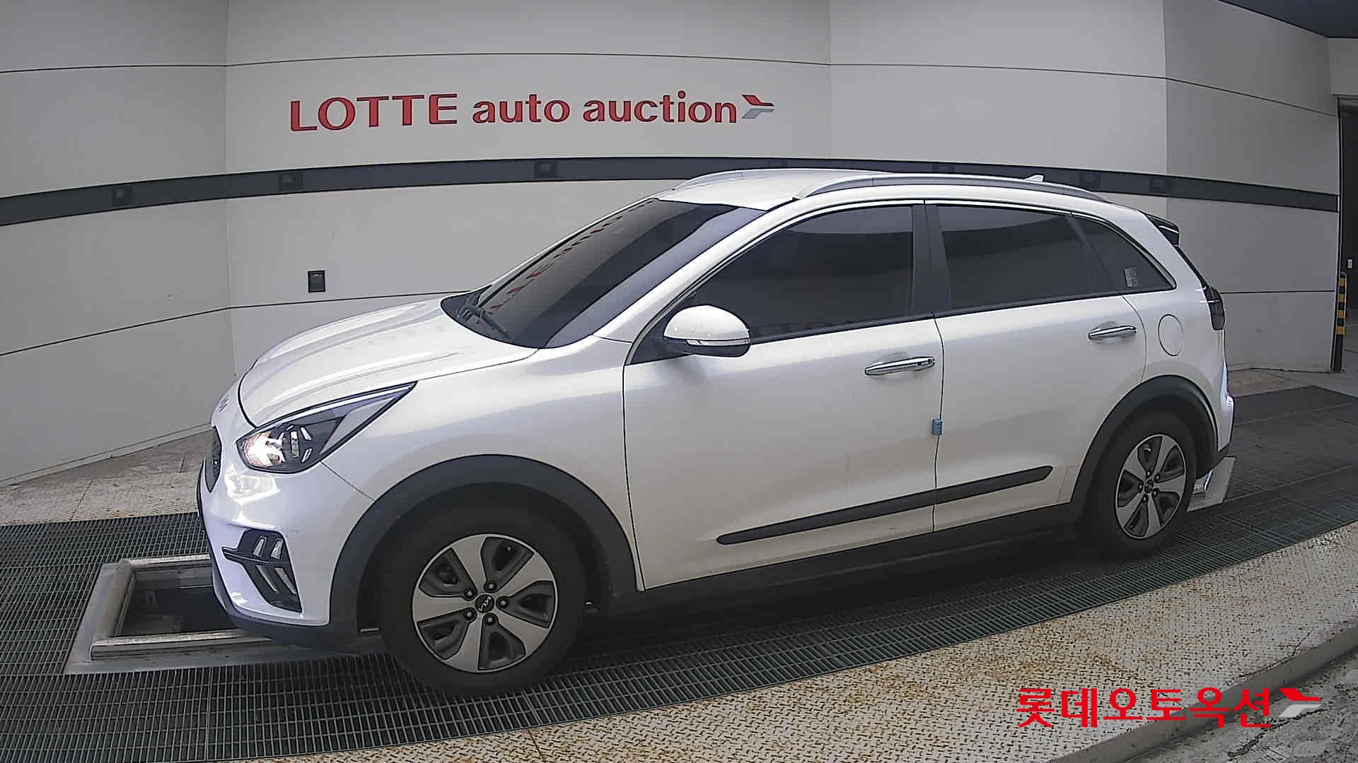 2022 - kia niro