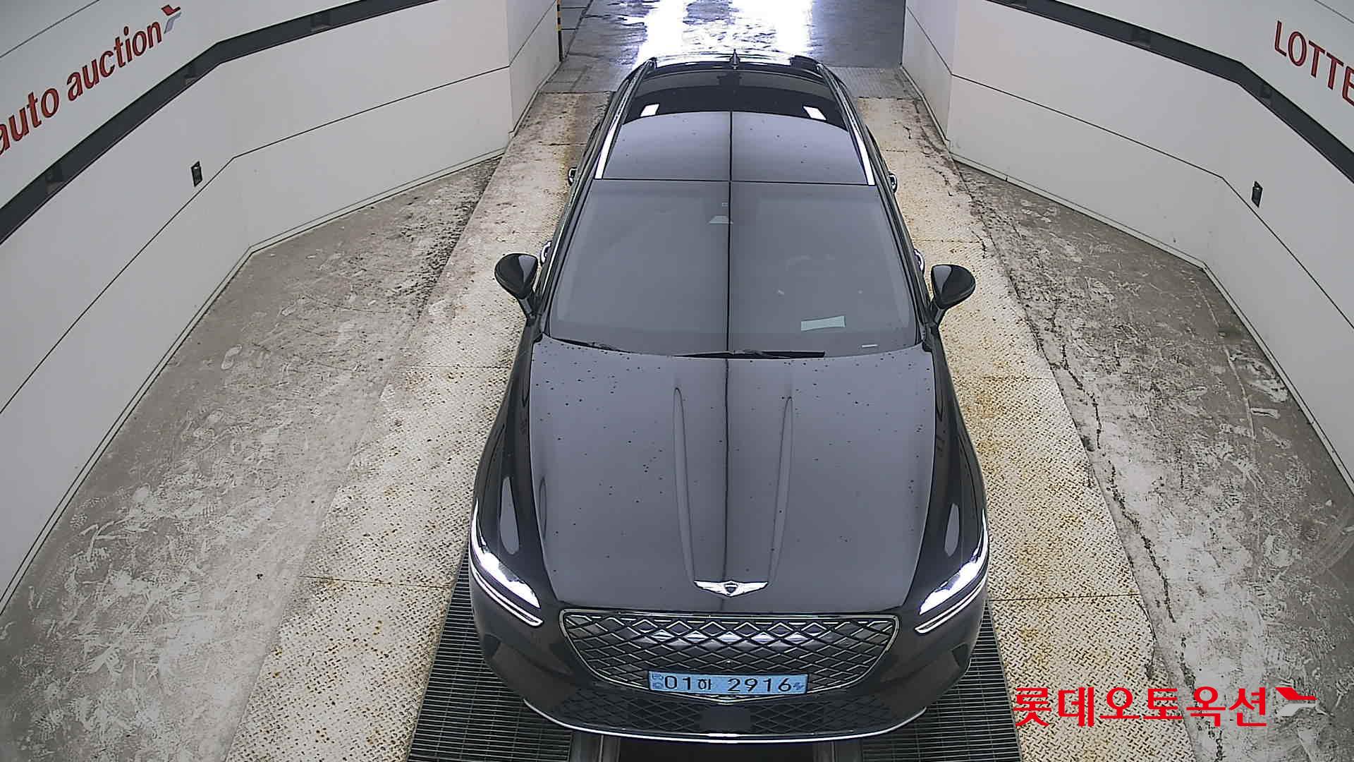 2022 - genesis gv70