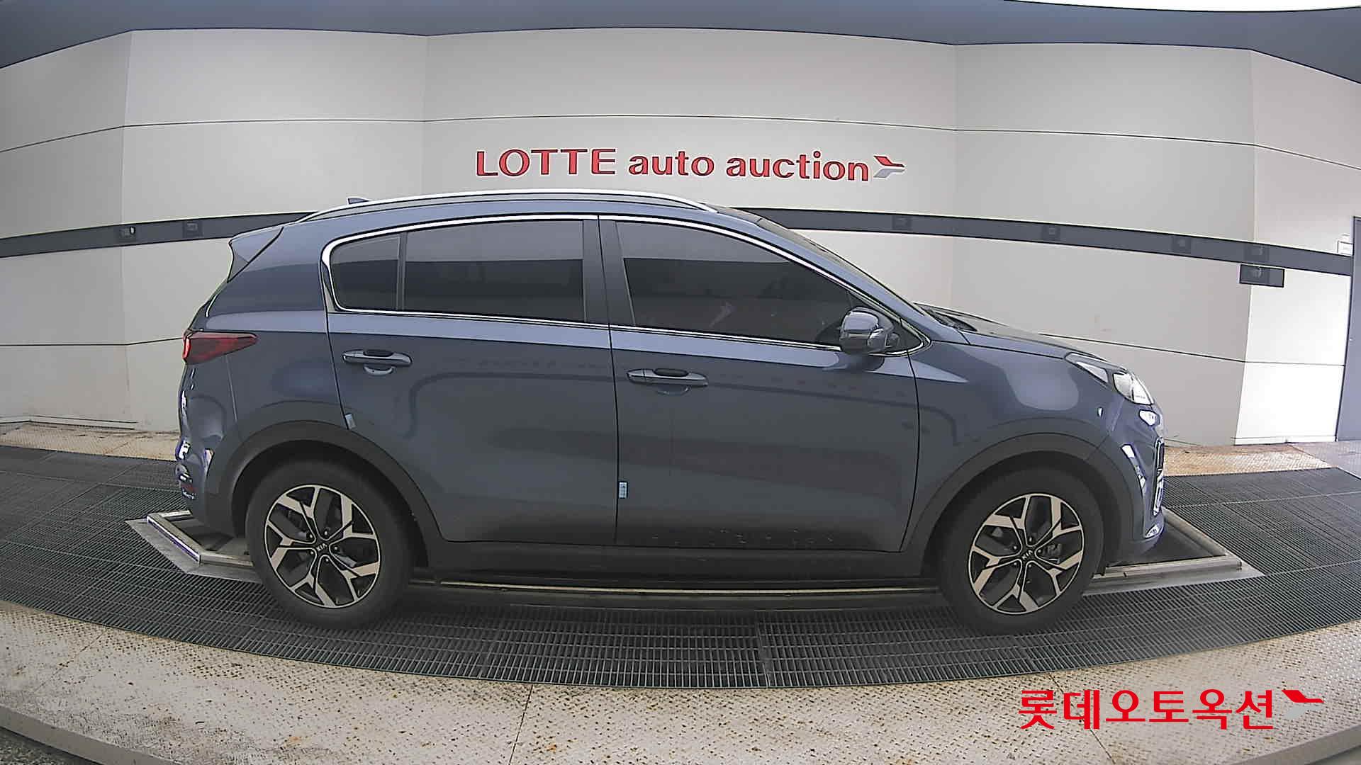 2020 - kia sportage