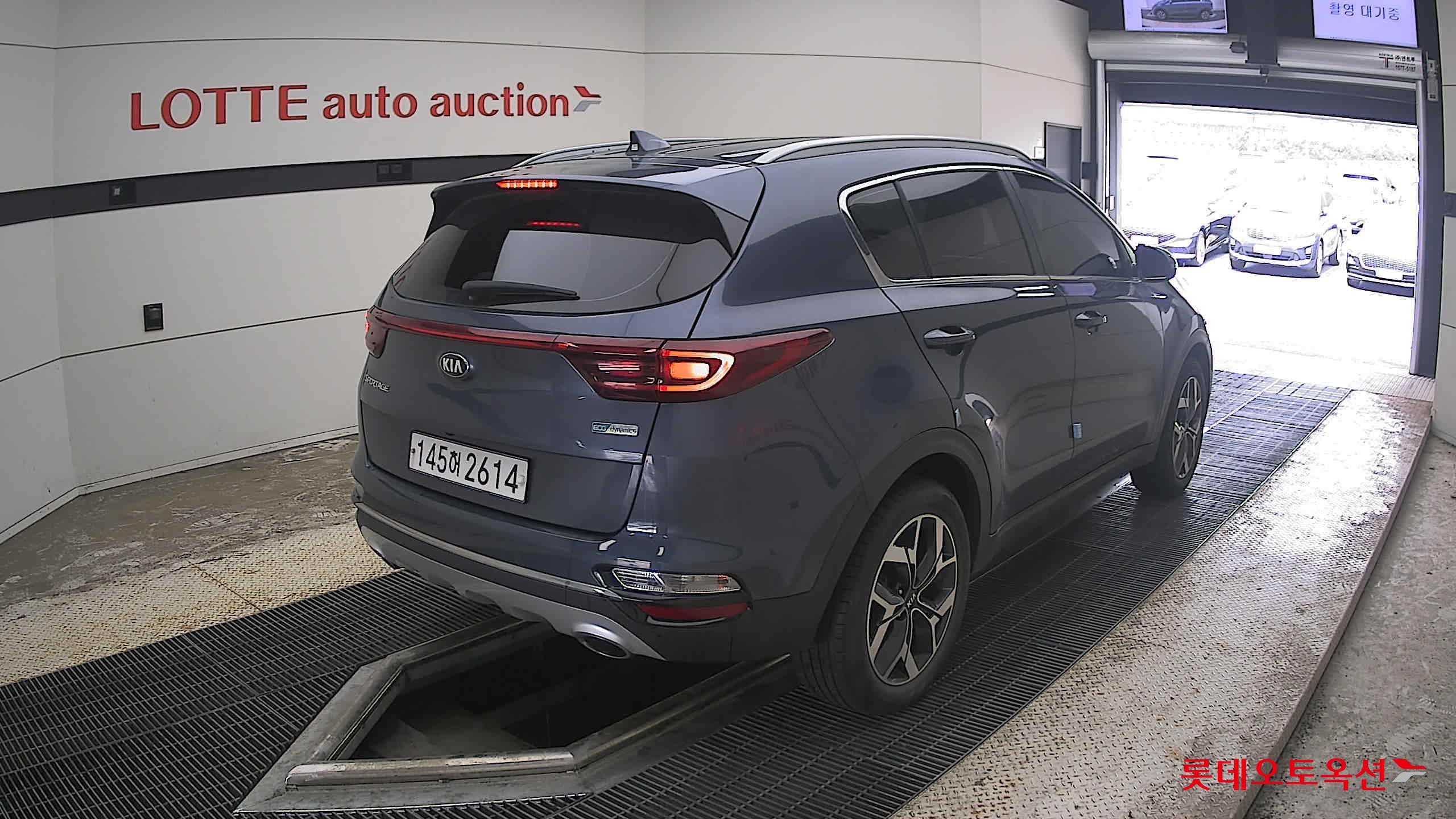 2020 - kia sportage