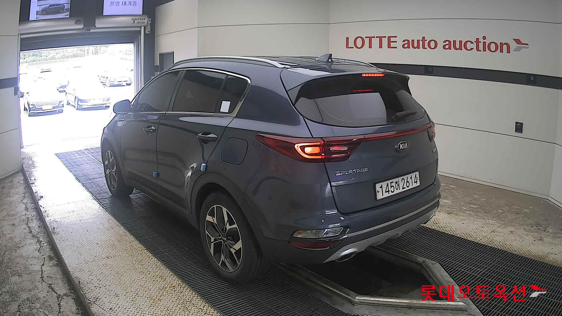 2020 - kia sportage