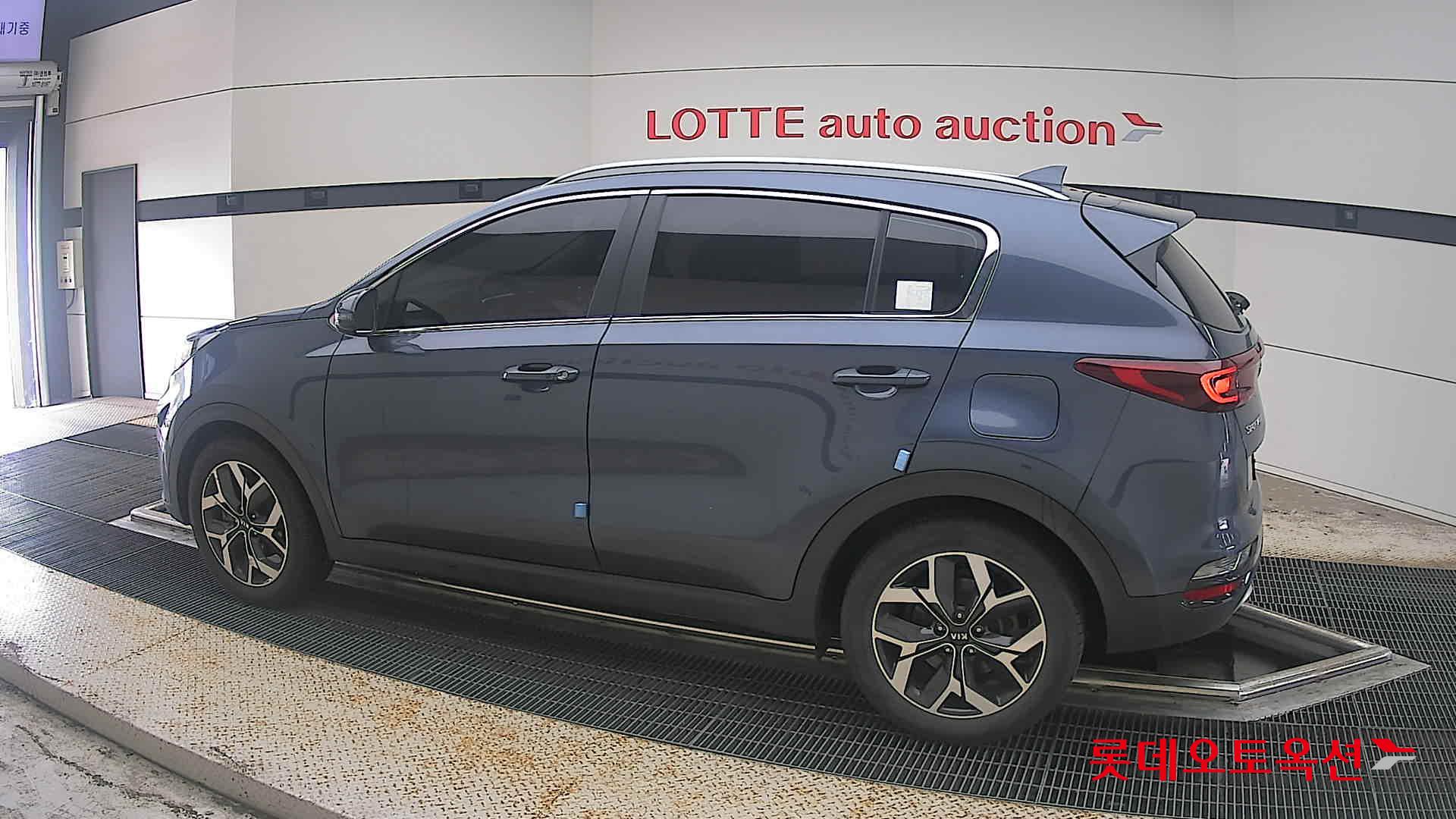 2020 - kia sportage