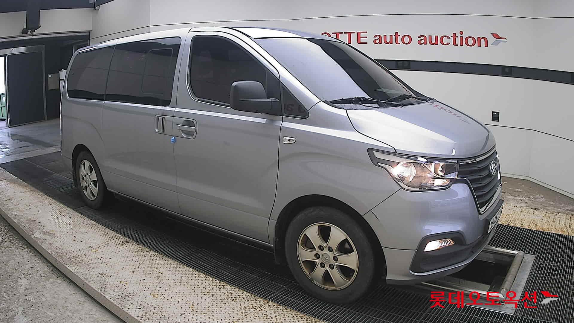2021 - hyundai grand starex