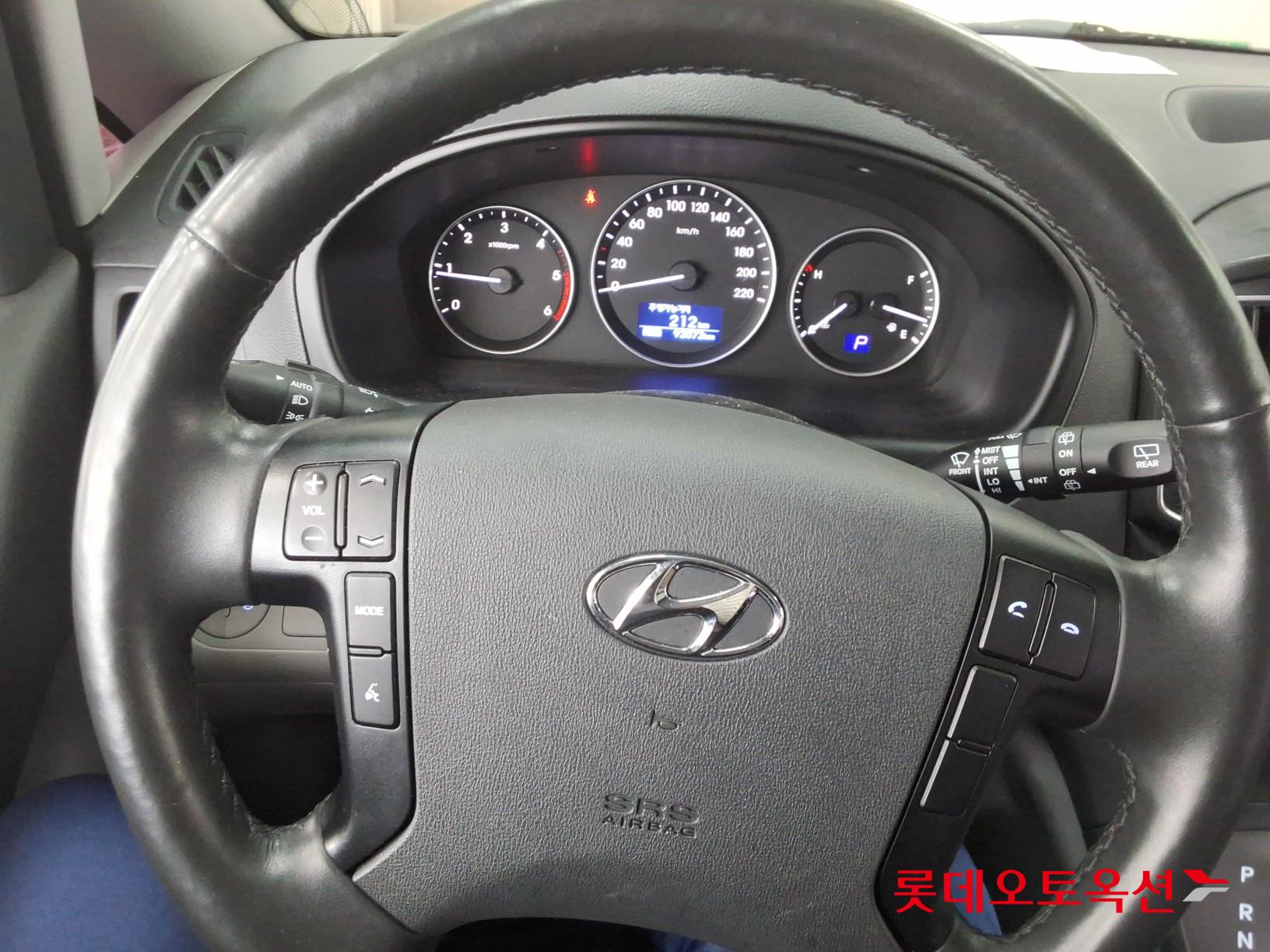 2021 - hyundai grand starex