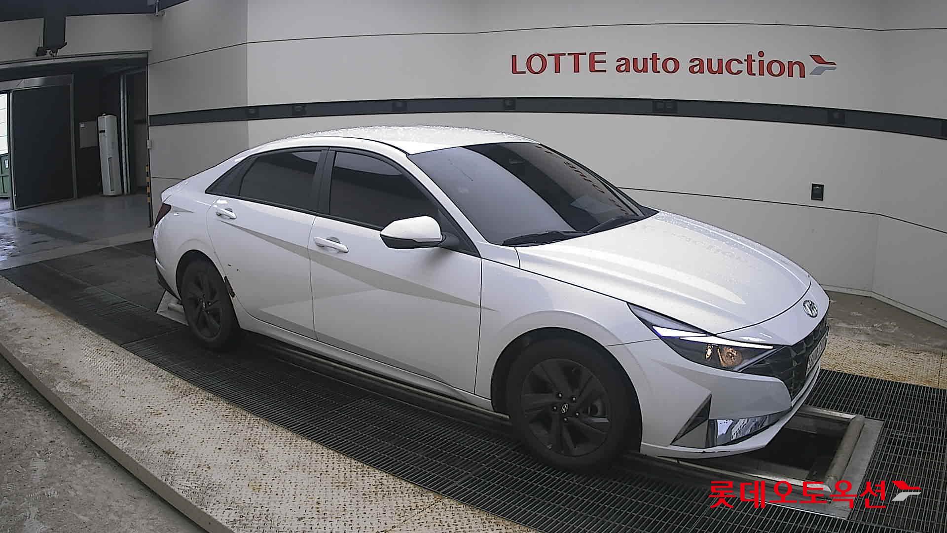 2021 - hyundai avante