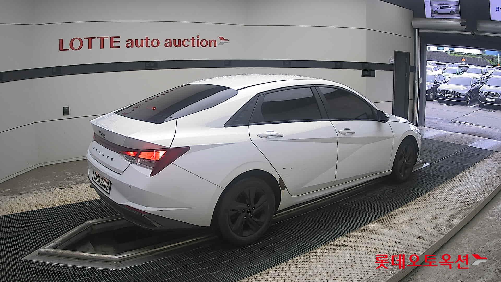 2021 - hyundai avante