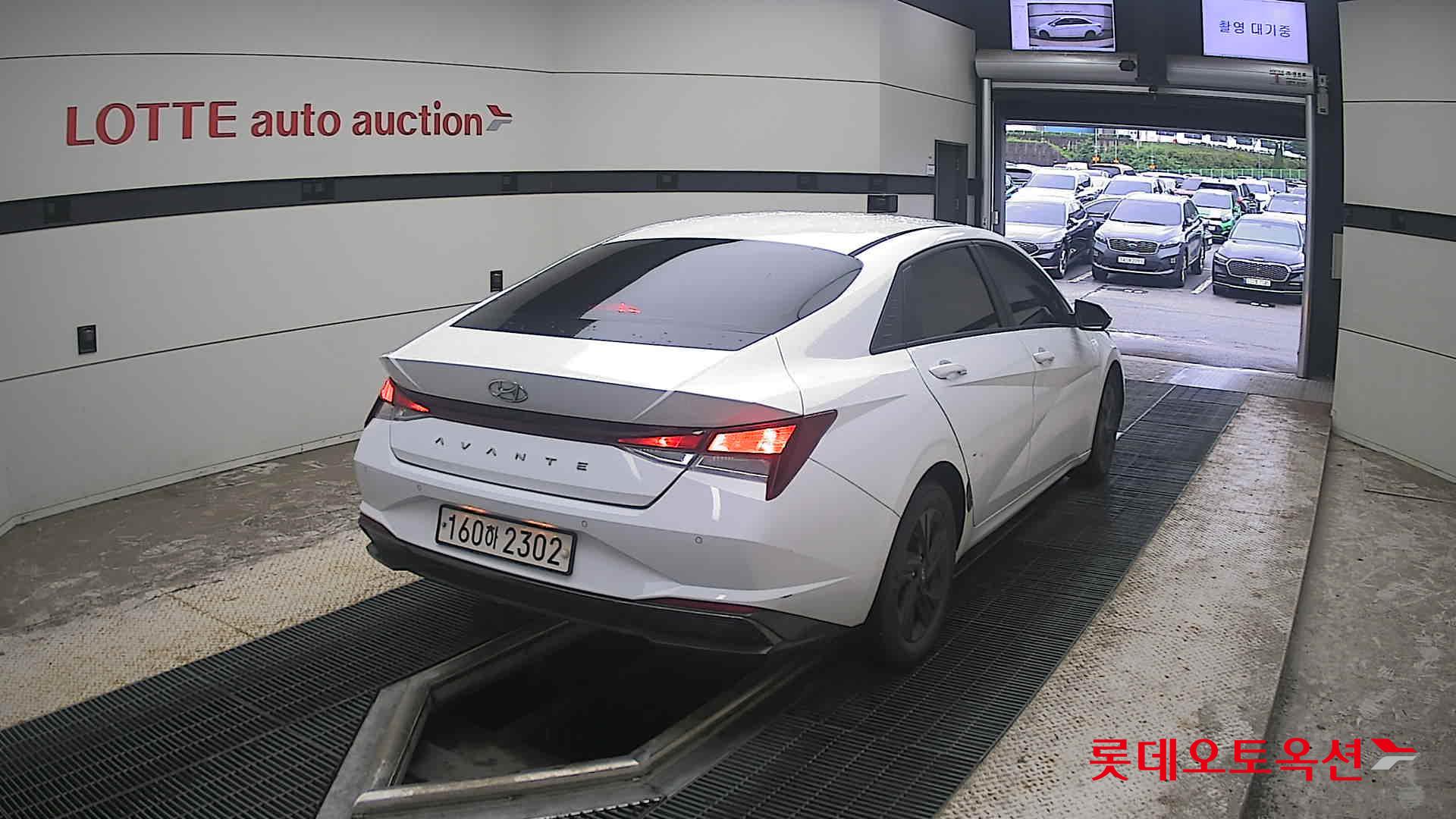 2021 - hyundai avante