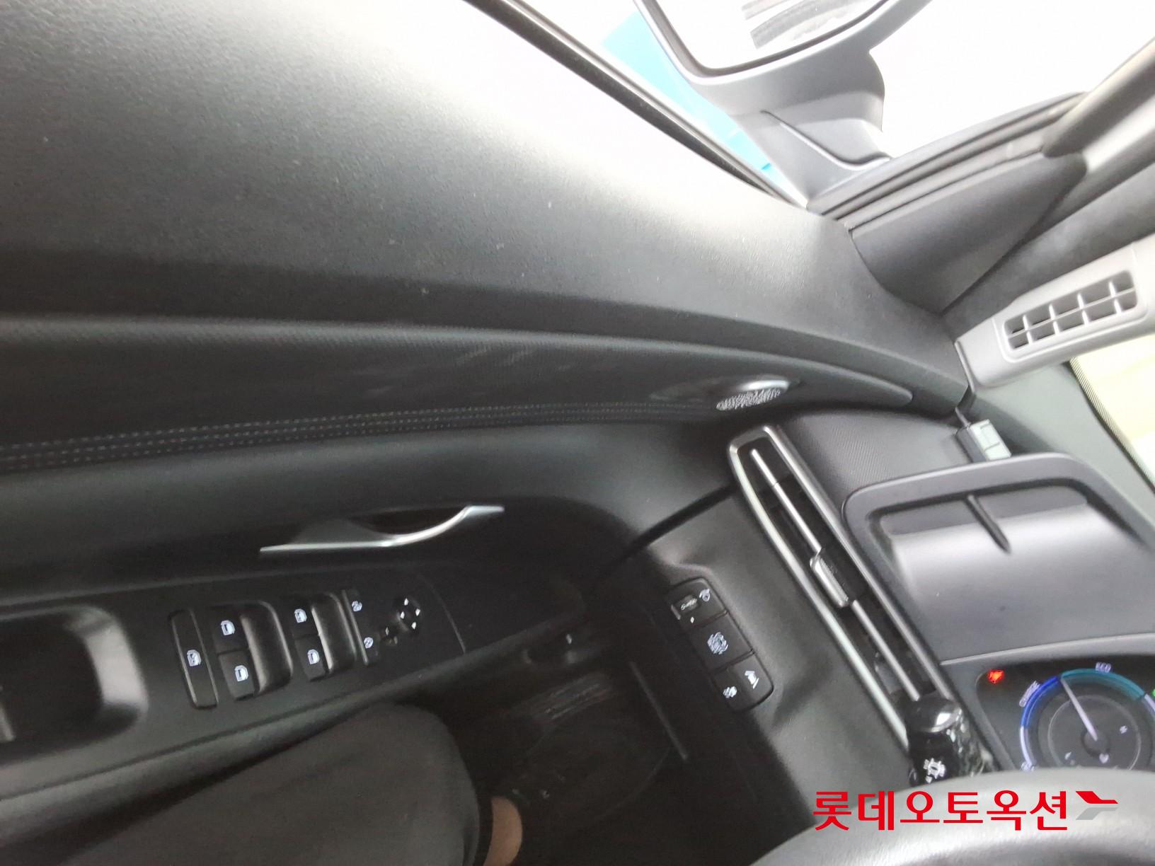 2021 - hyundai avante