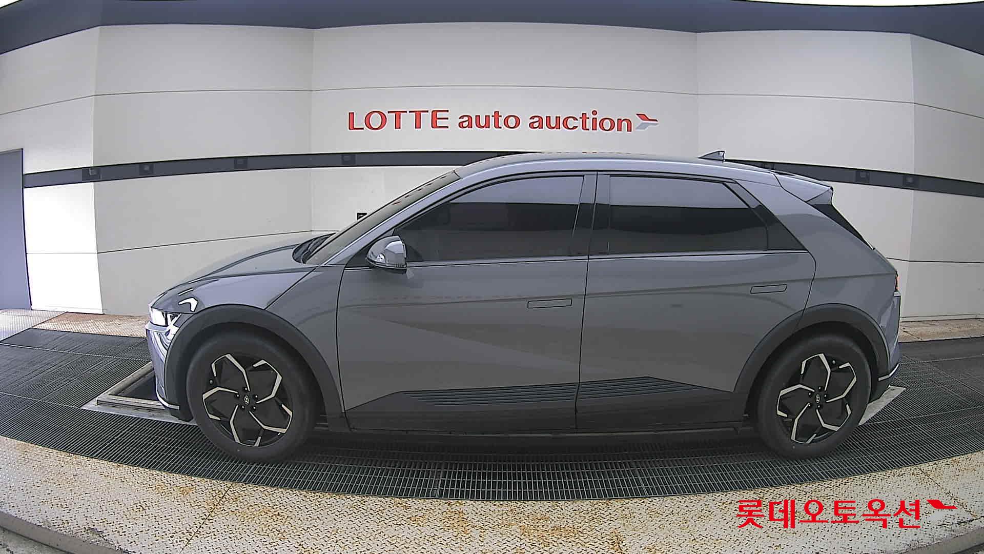 2022 - hyundai ioniq
