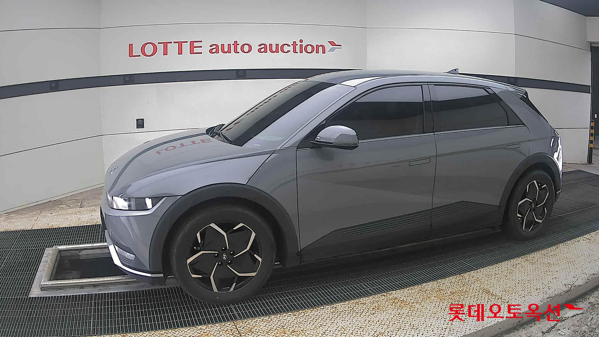 2022 - hyundai ioniq
