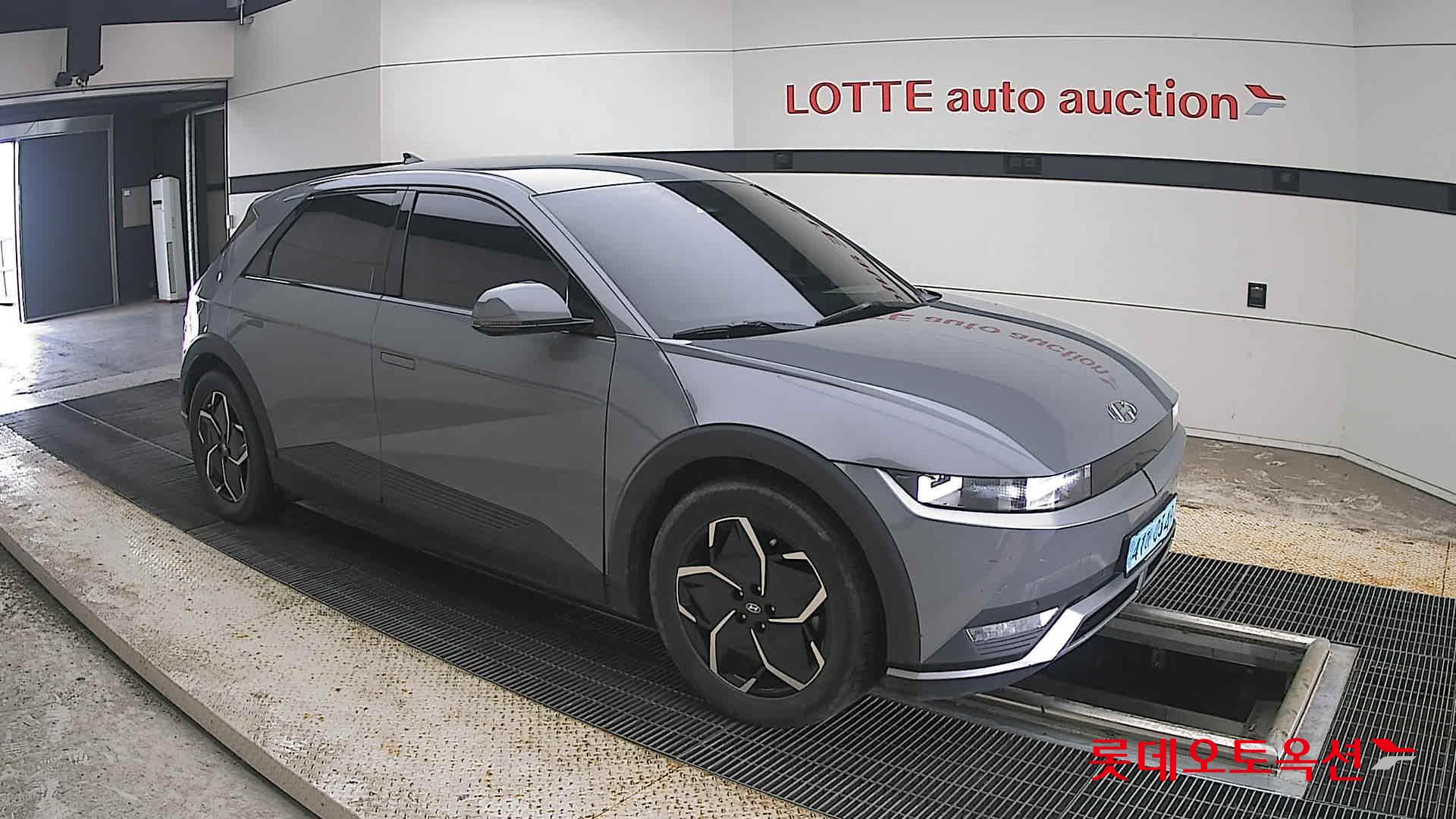 2022 - hyundai ioniq