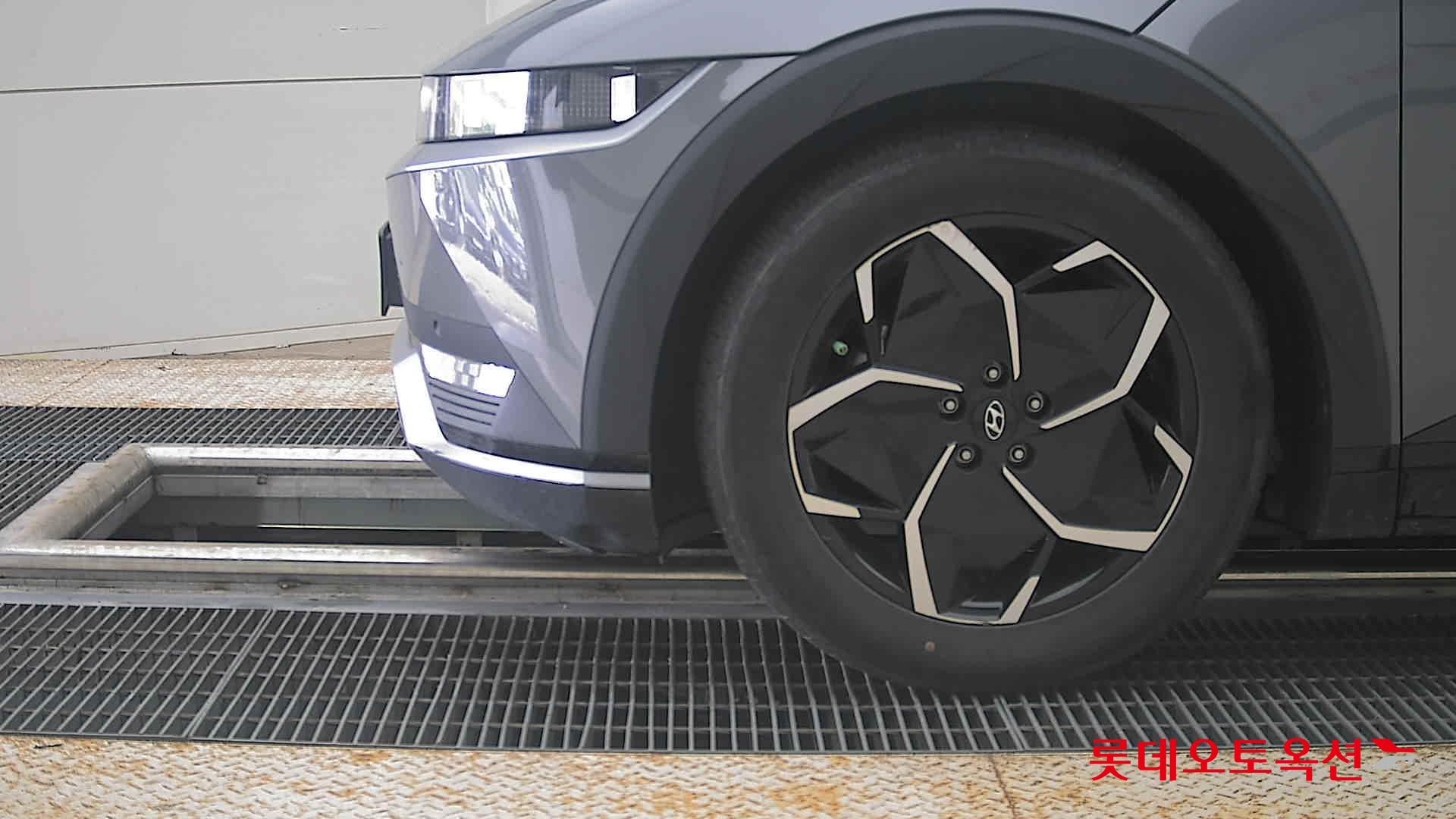 2022 - hyundai ioniq