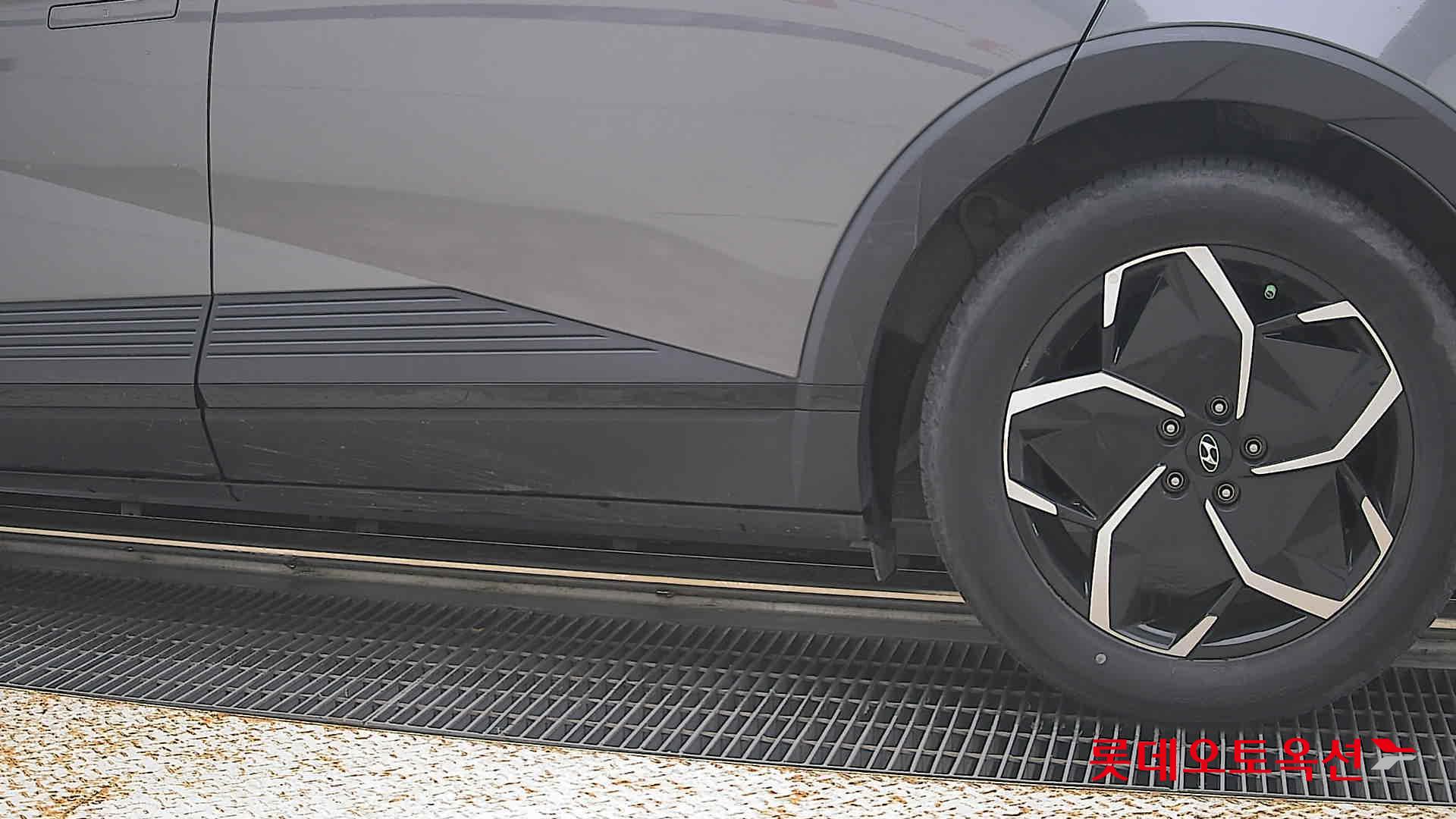 2022 - hyundai ioniq
