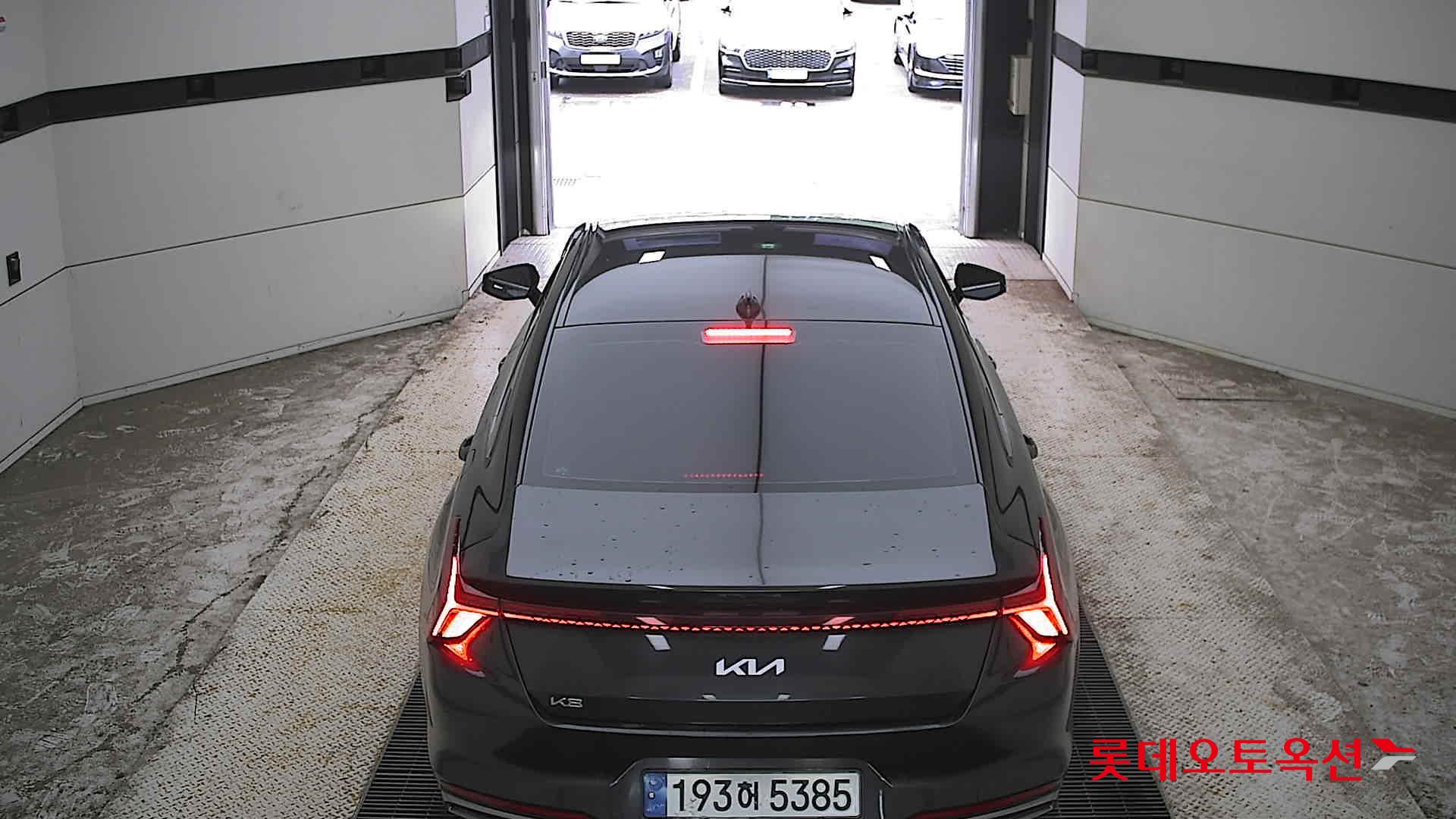 2023 - kia k8