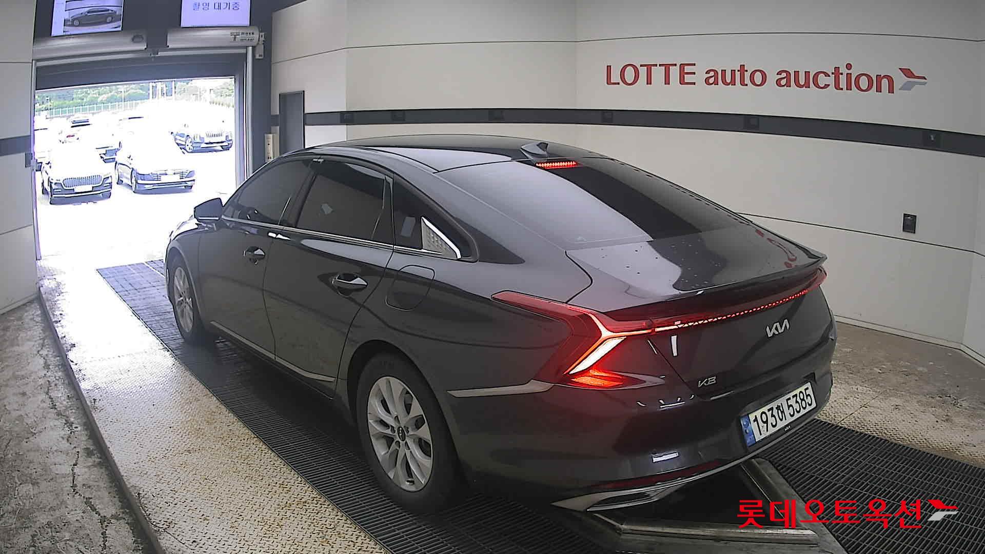 2023 - kia k8