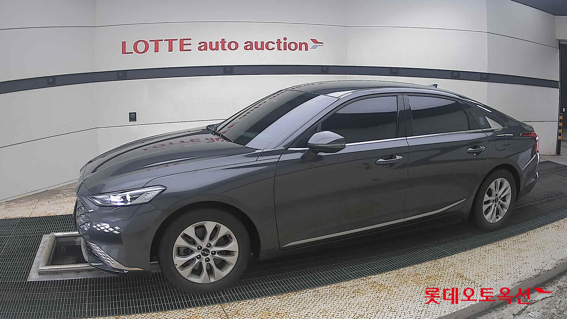2023 - kia k8