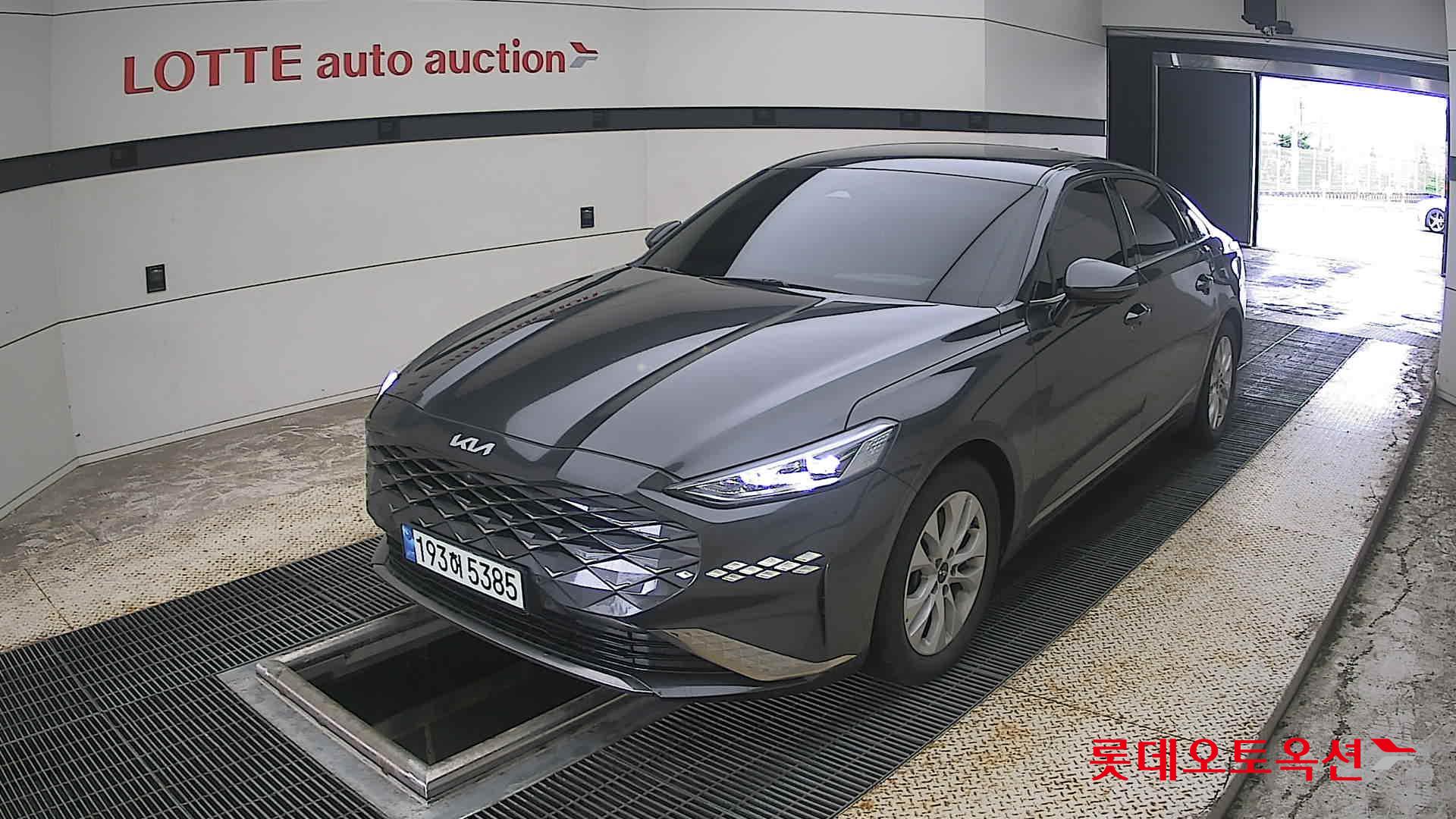 2023 - kia k8