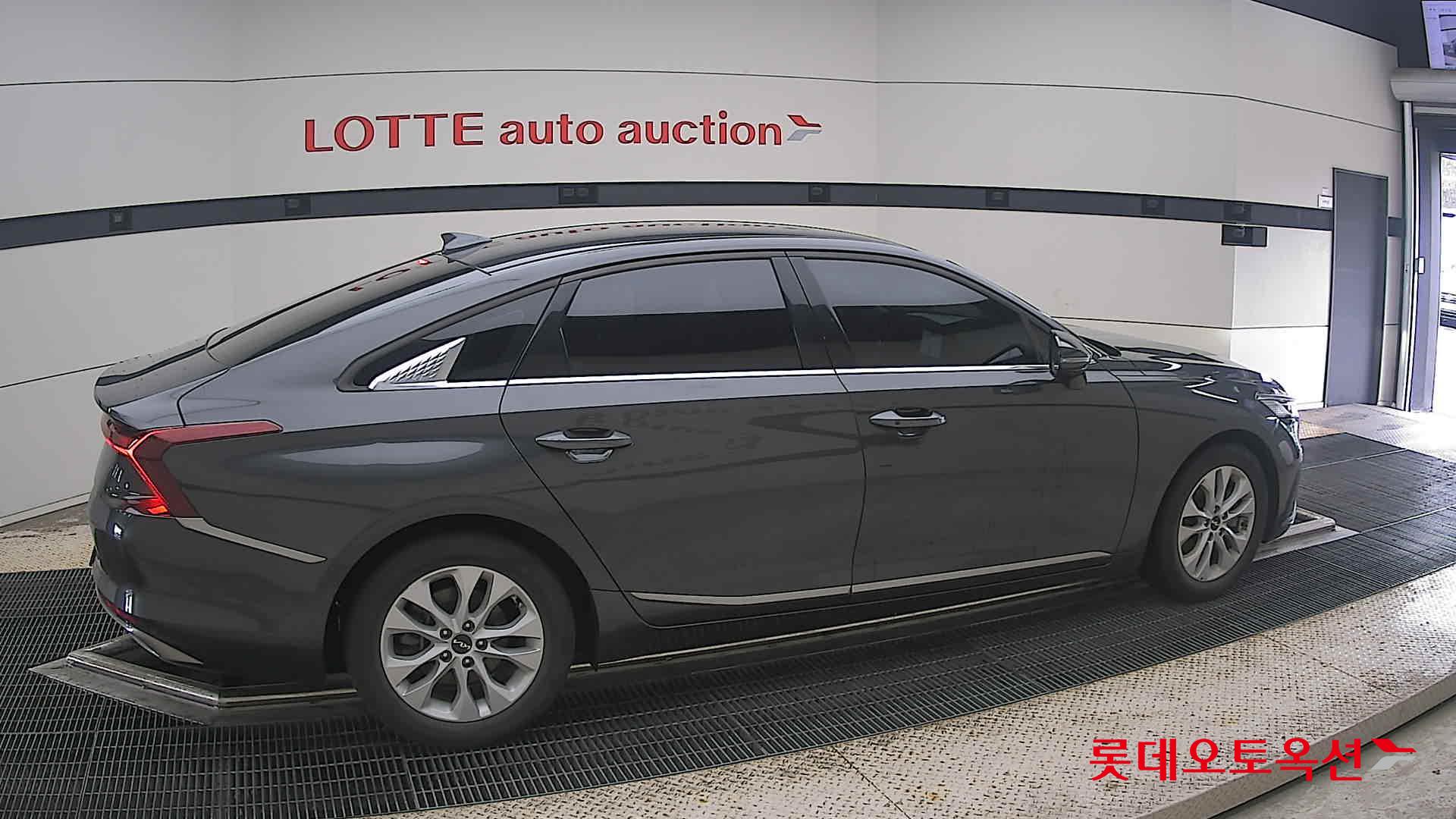 2023 - kia k8