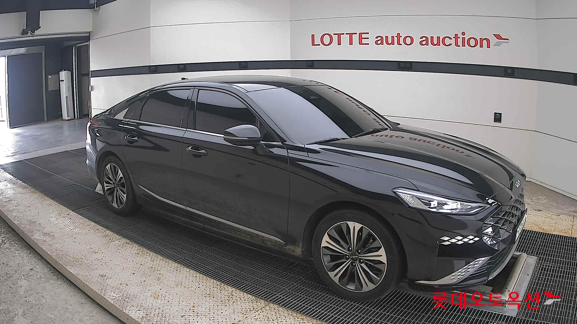 2023 - kia k8