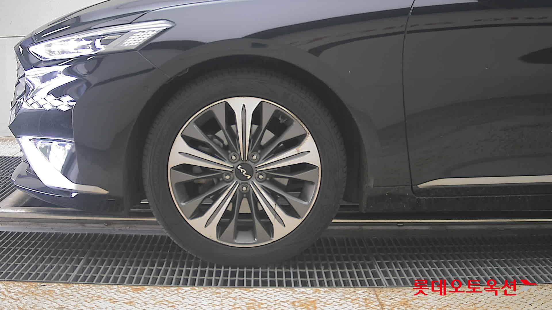 2023 - kia k8