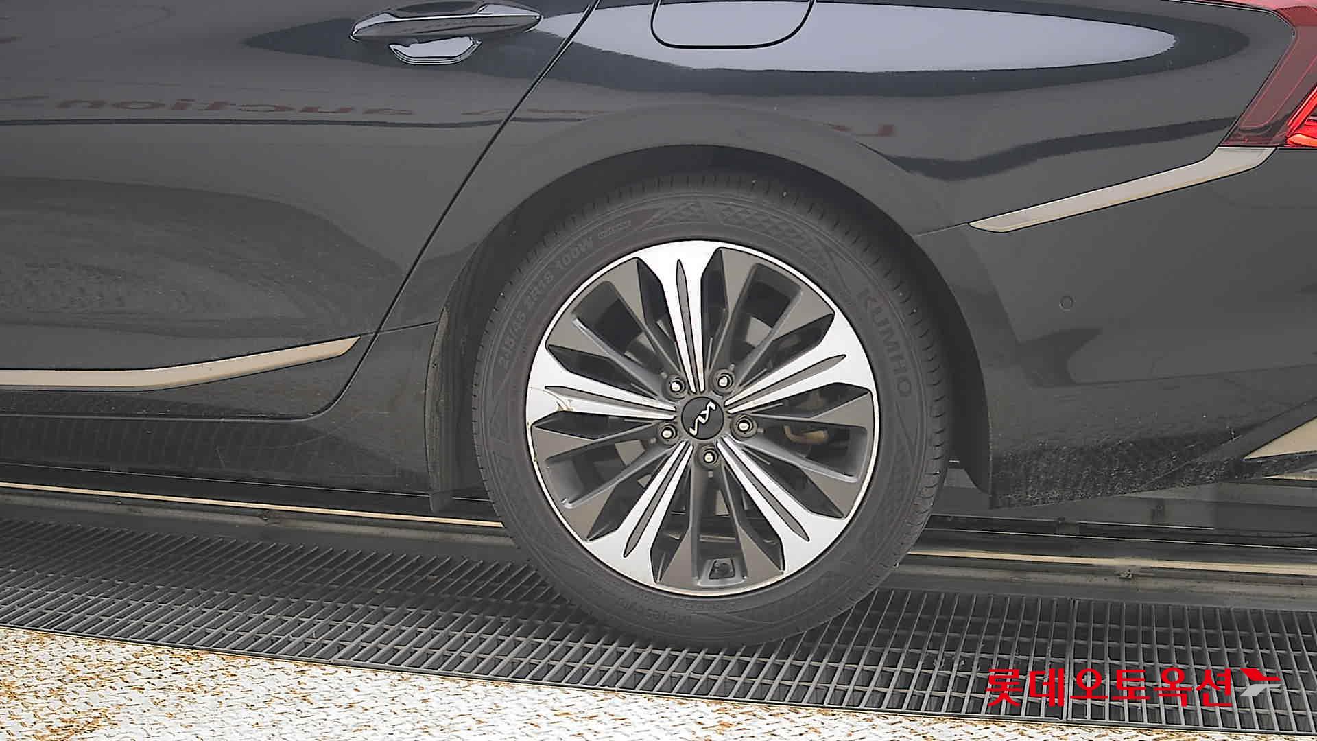 2023 - kia k8