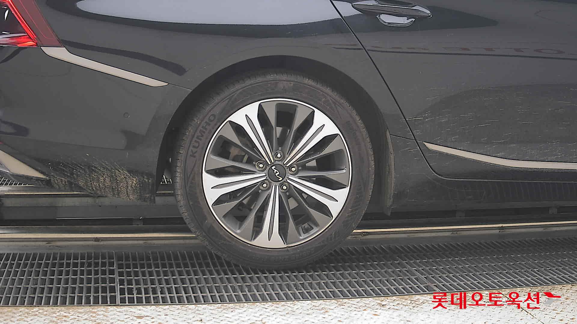 2023 - kia k8