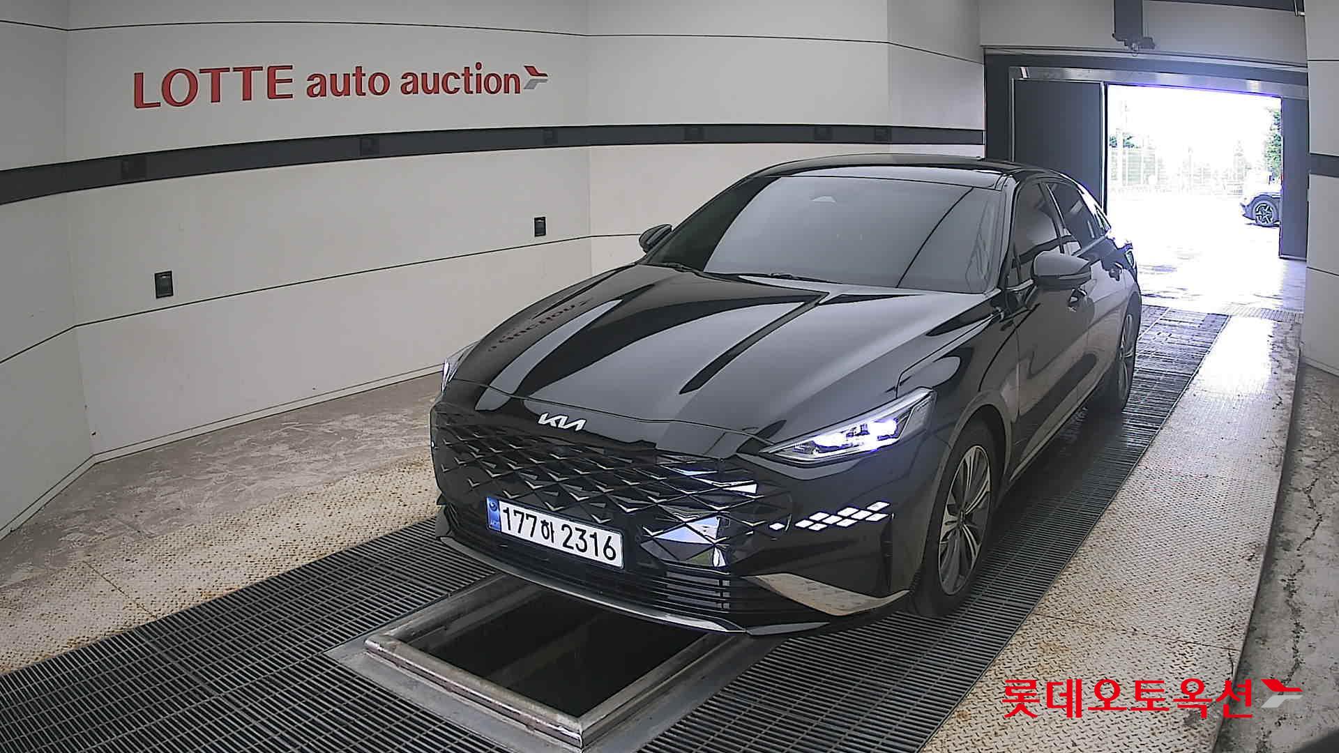 2024 - kia k8