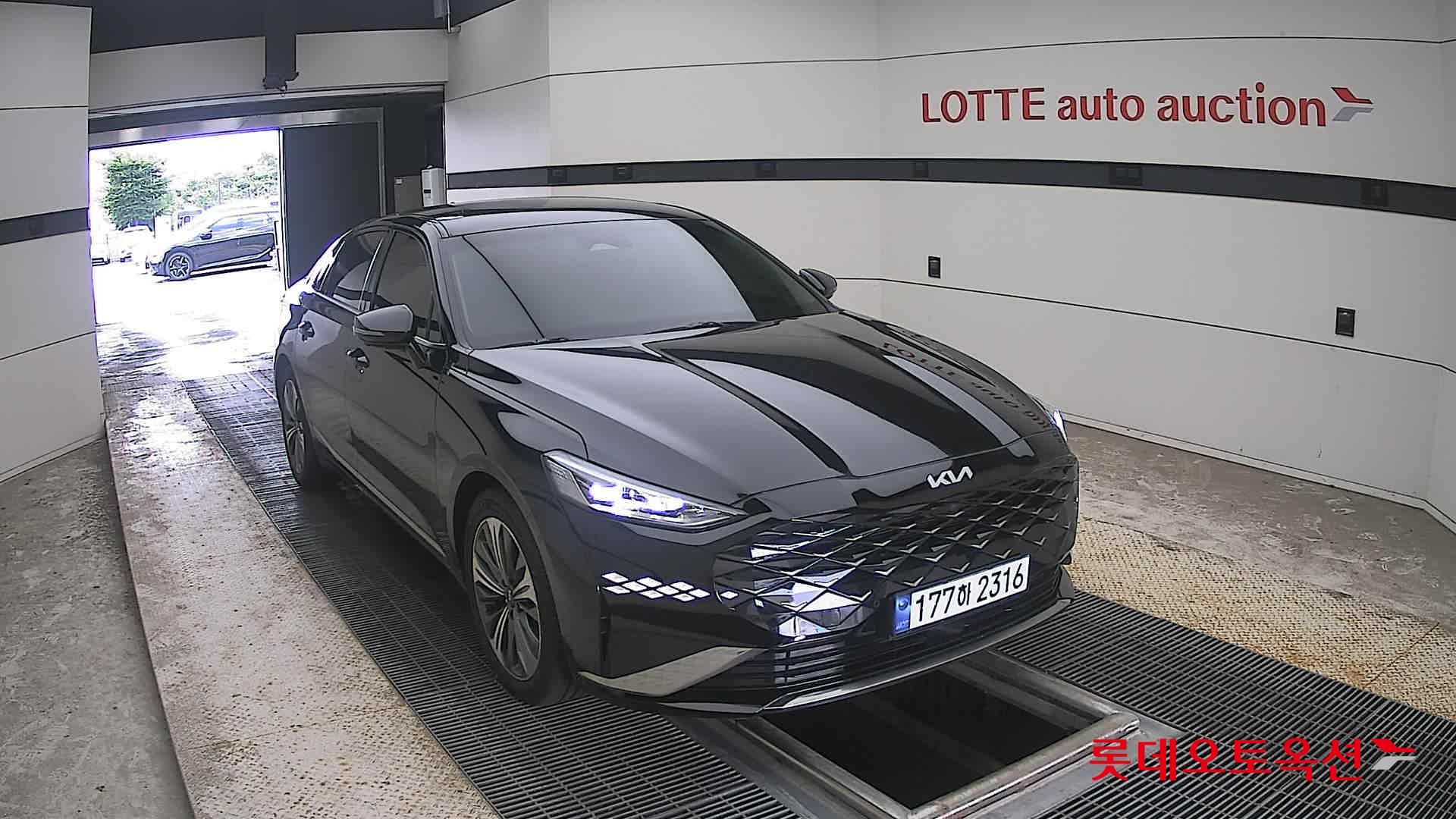 2024 - kia k8