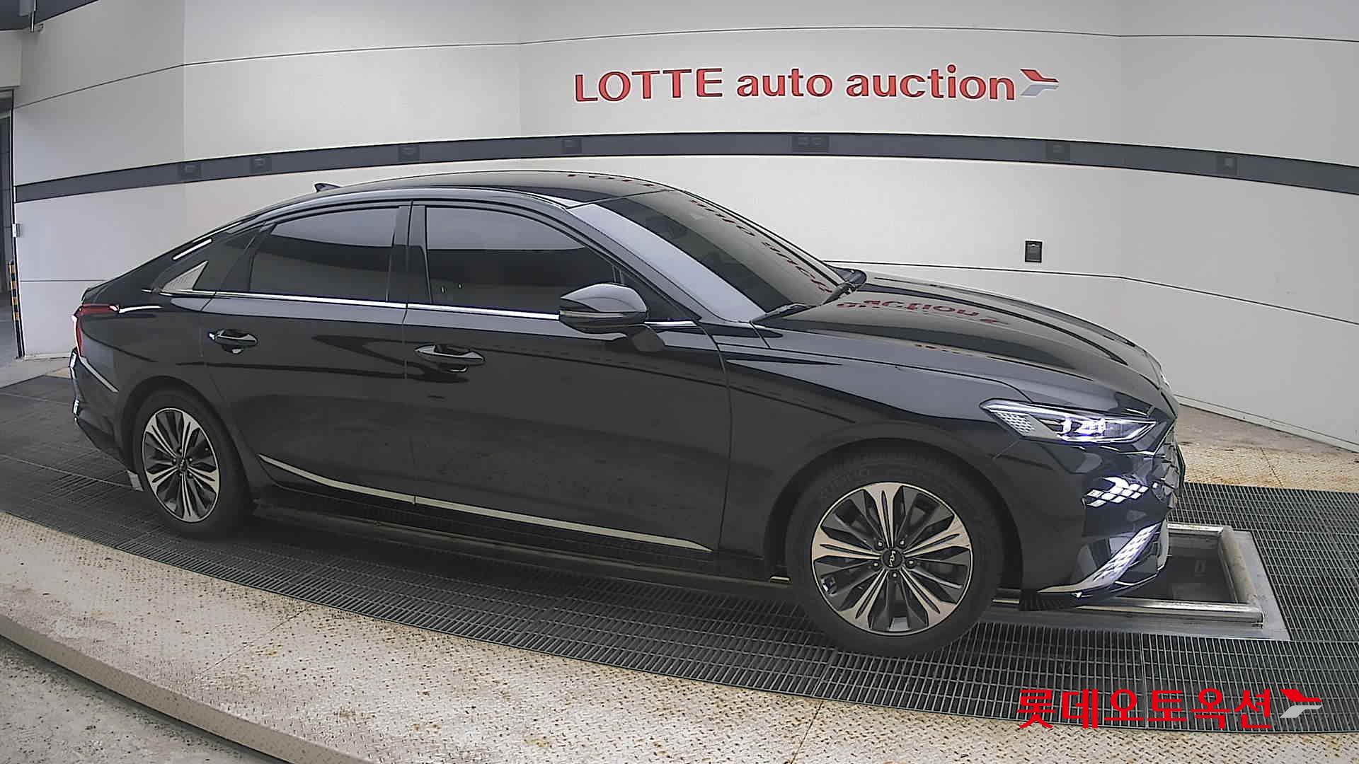 2024 - kia k8