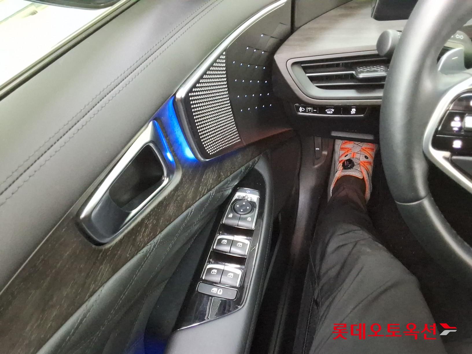 2024 - kia k8