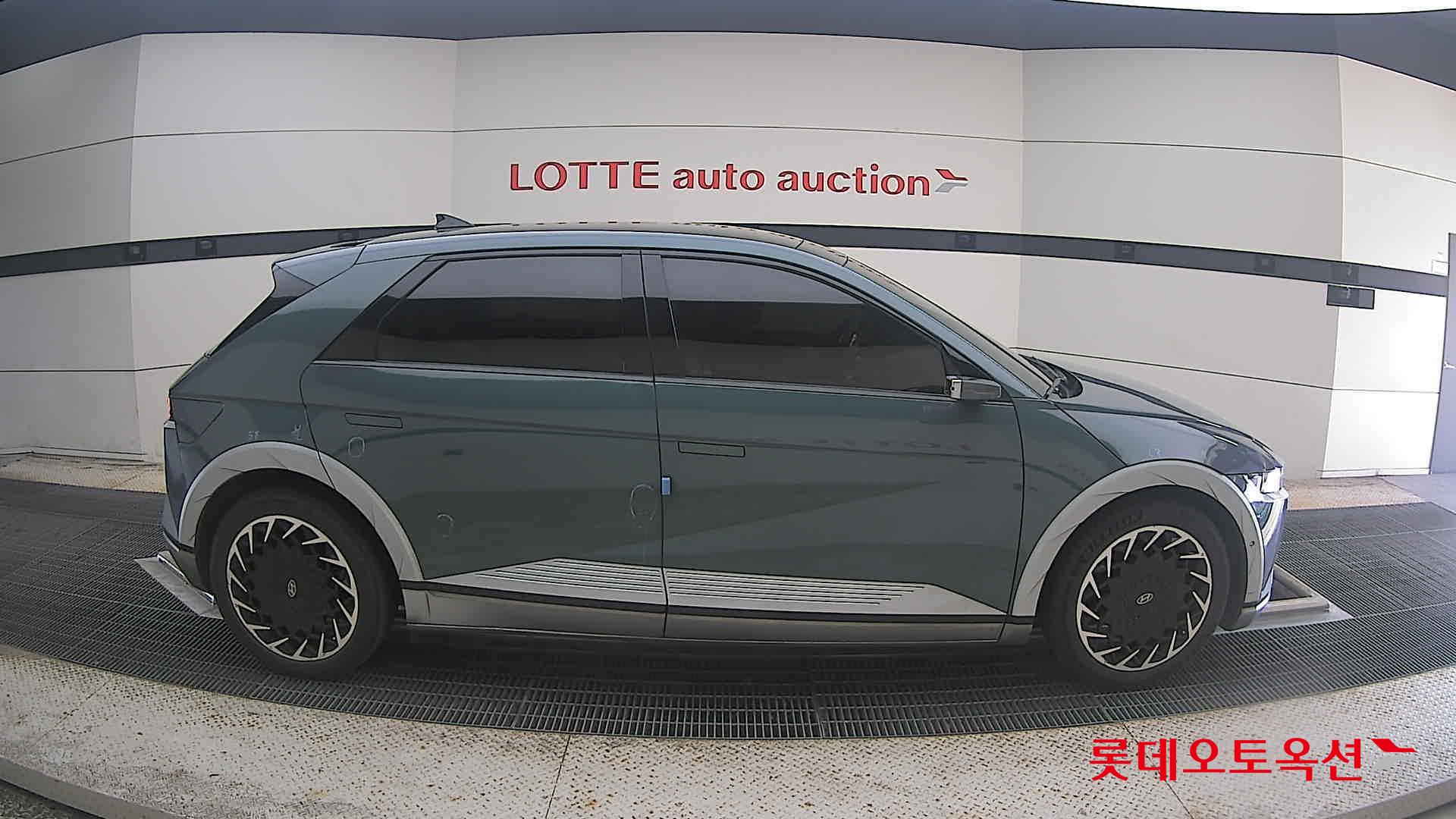 هيونداي Ioniq 2022 — صورة 16