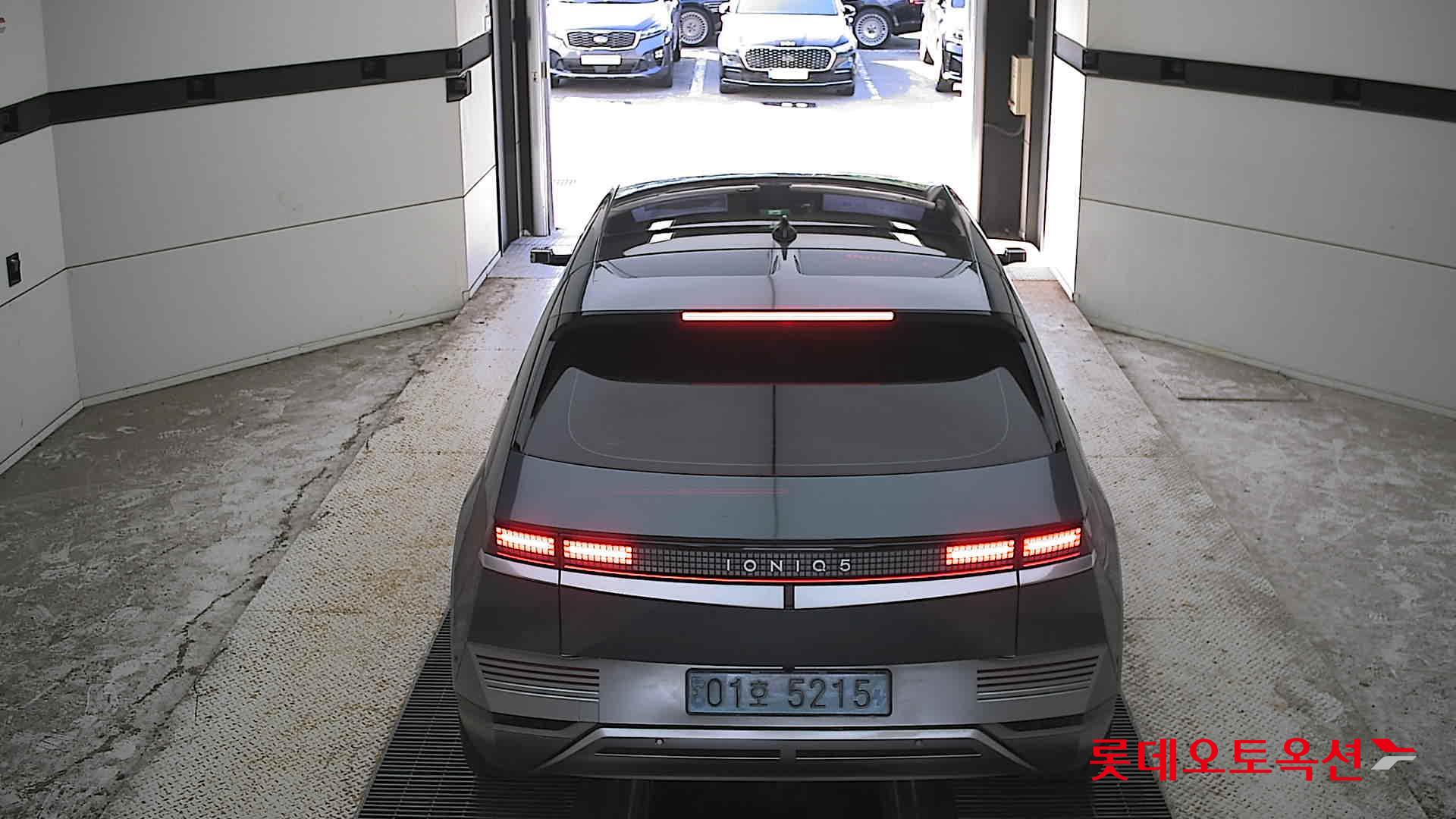 هيونداي Ioniq 2022 — صورة 11