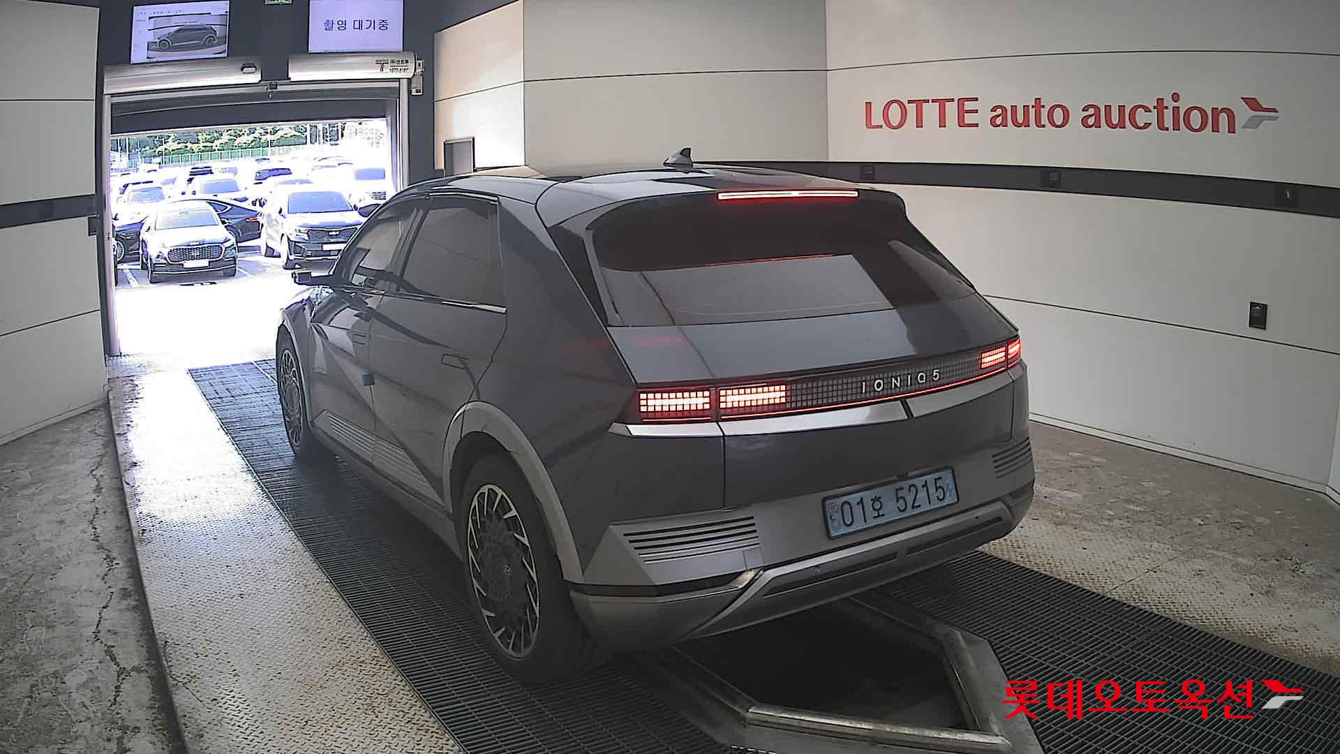 هيونداي Ioniq 2022 — صورة 9