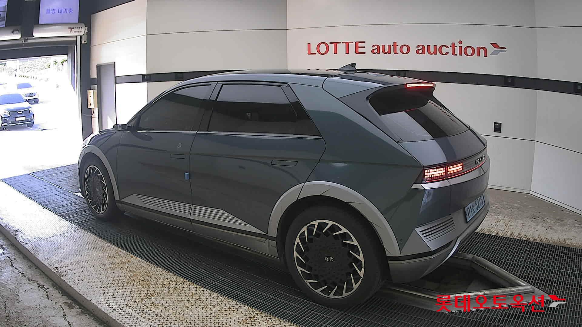 هيونداي Ioniq 2022 — صورة 8