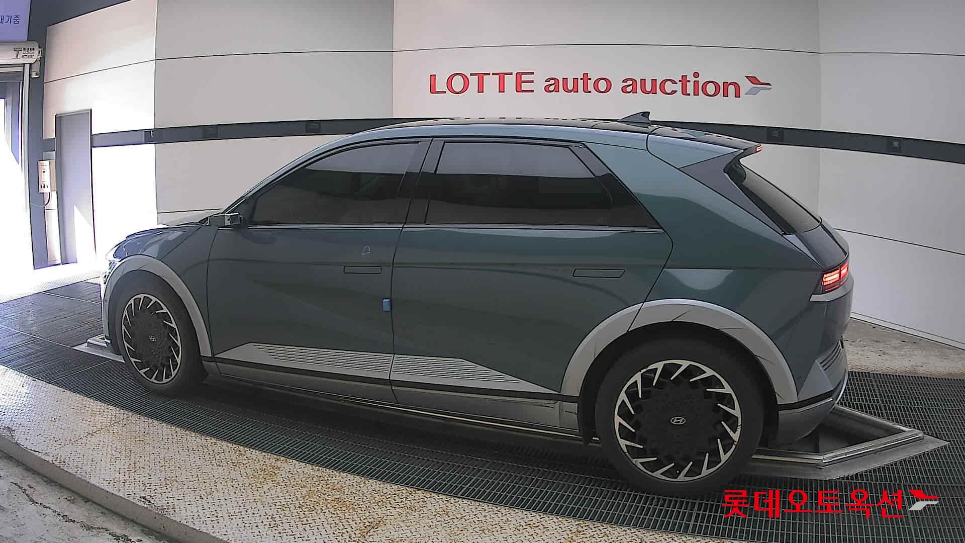 هيونداي Ioniq 2022 — صورة 7