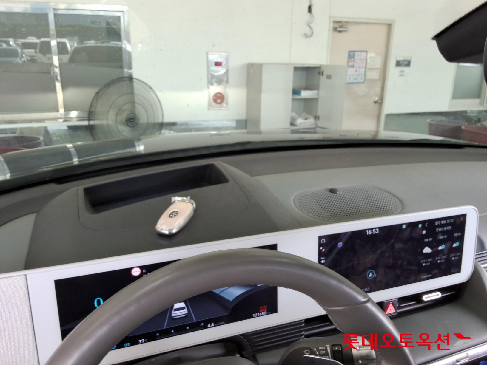 هيونداي Ioniq 2022 — صورة 33