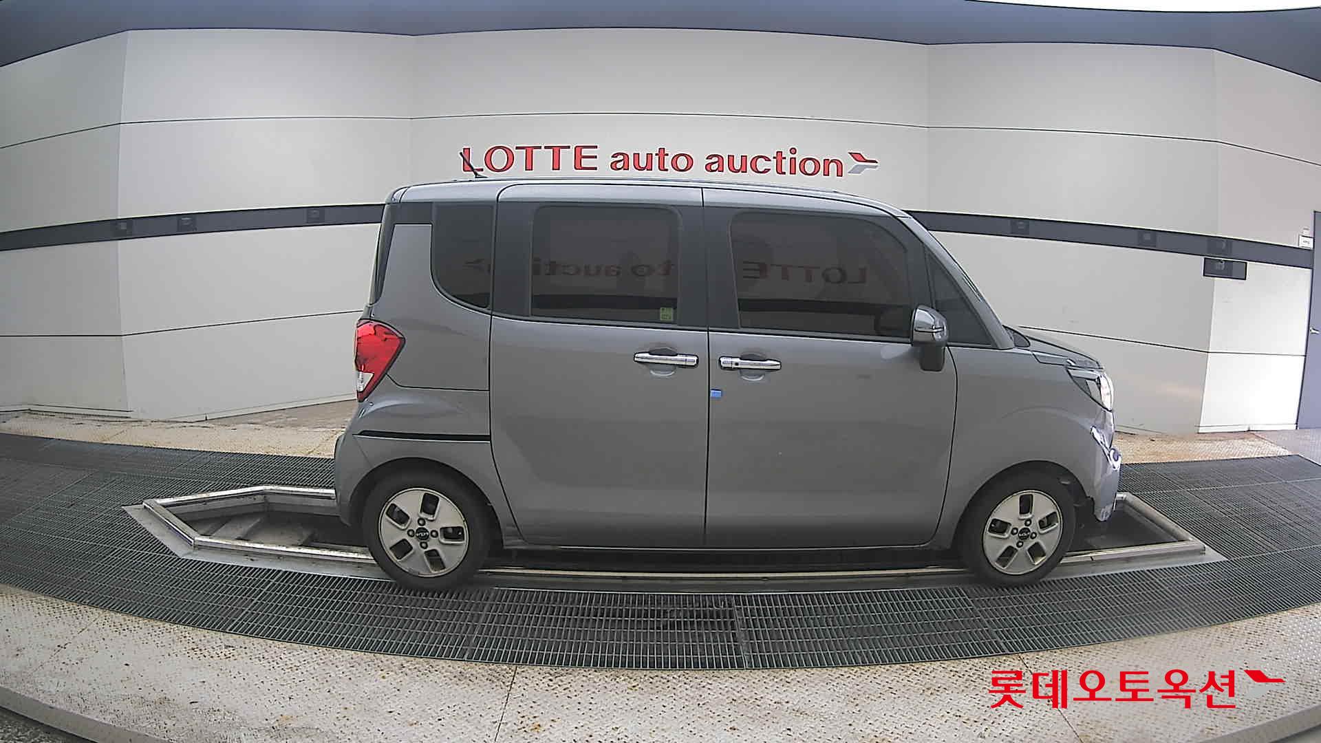 2022 - kia ray