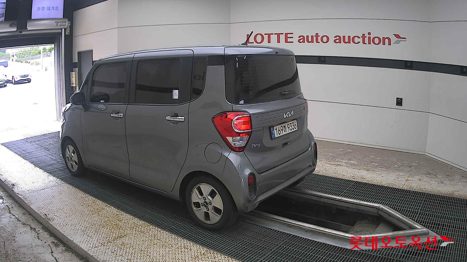 2022 - kia ray