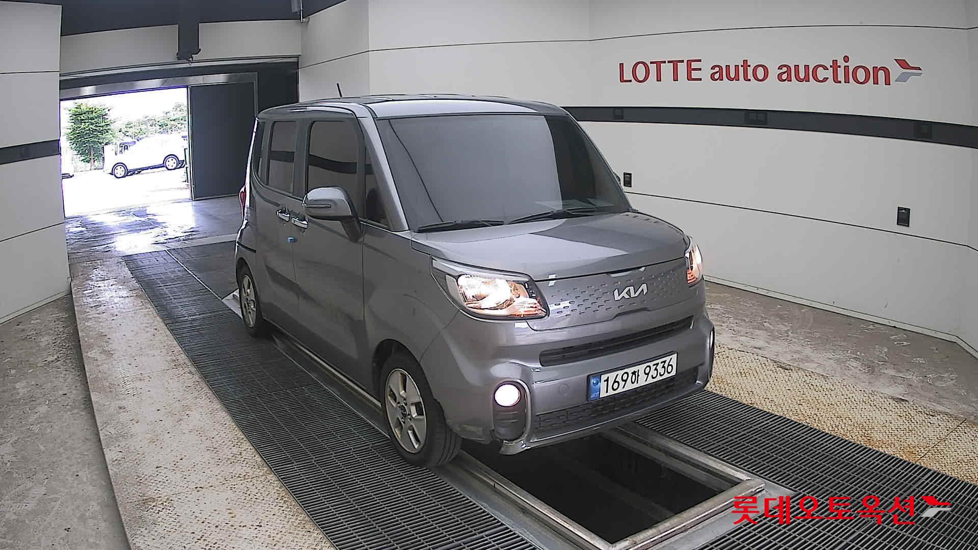 2022 - kia ray