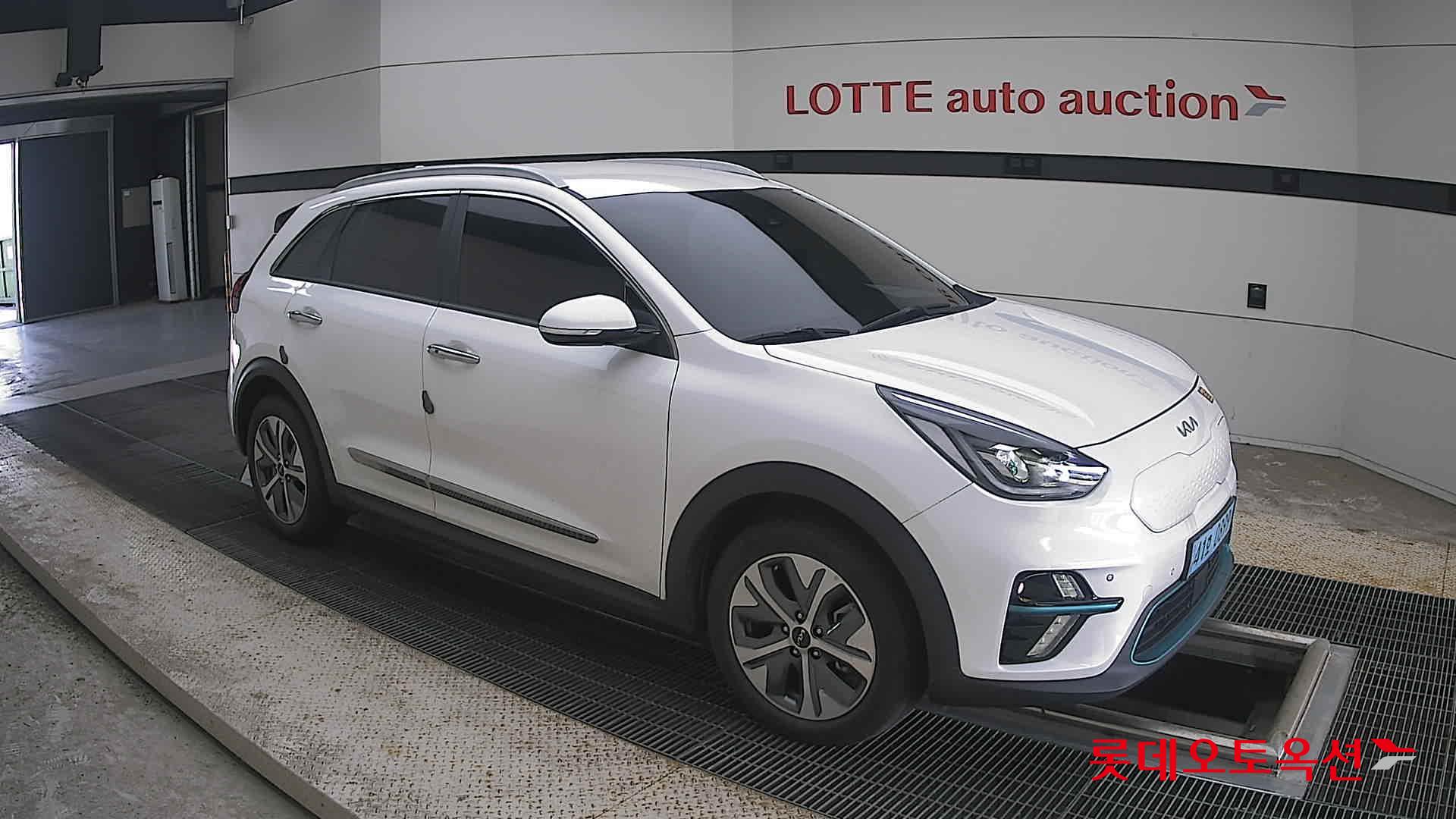 2022 - kia niro
