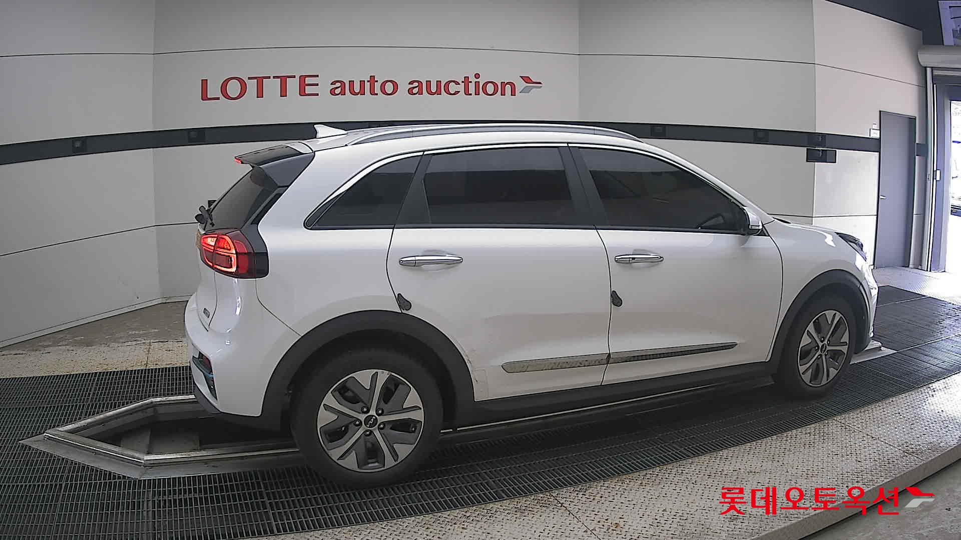 2022 - kia niro