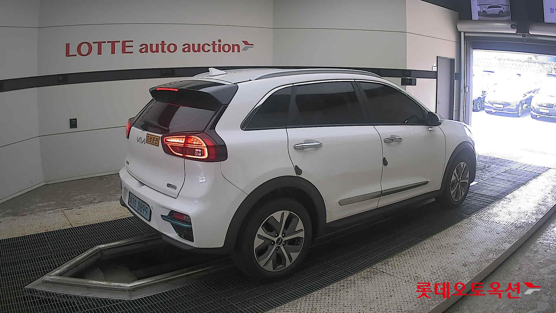2022 - kia niro